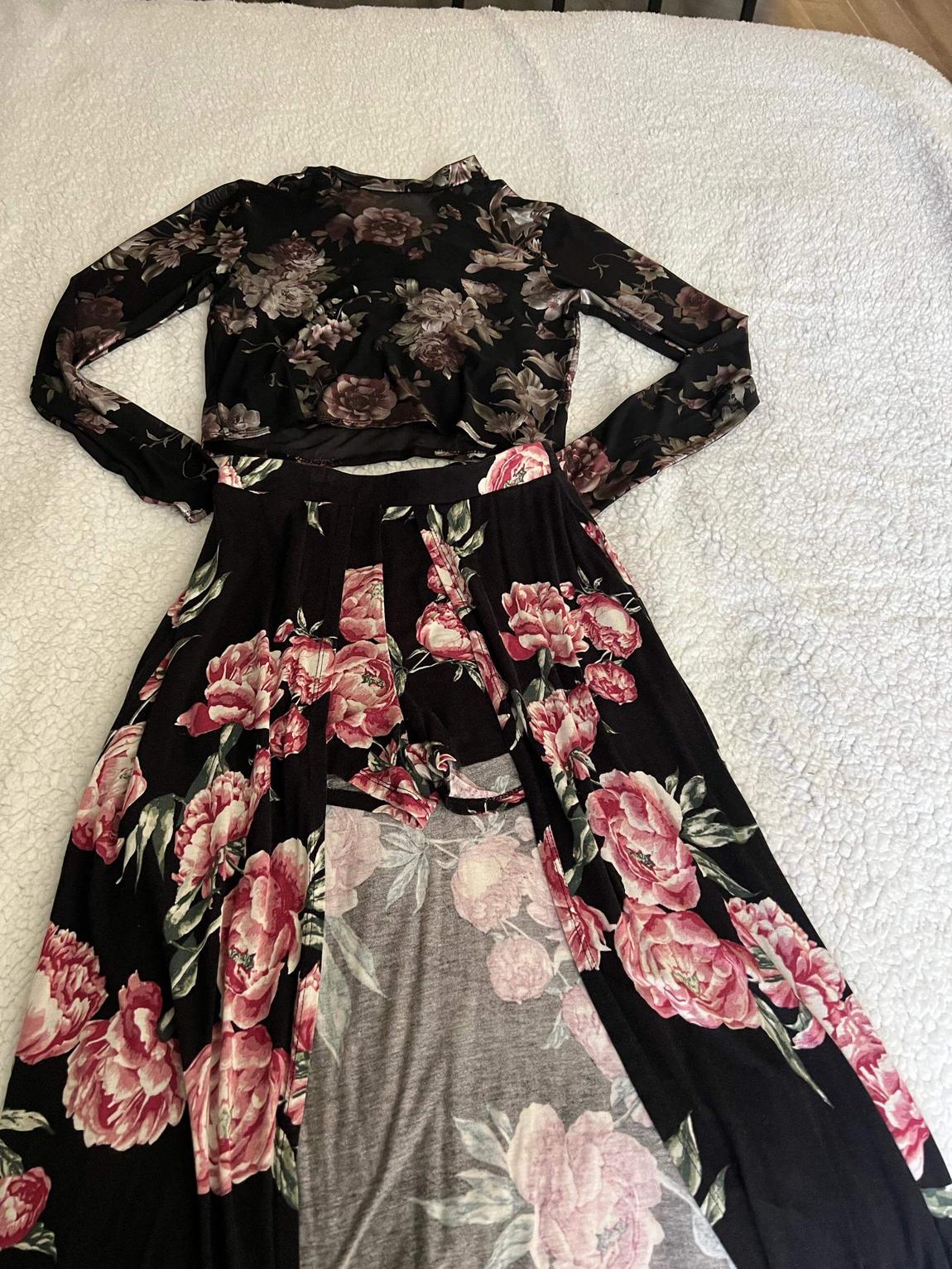 Size 4 Floral Multicolor A-line Dress on Queenly