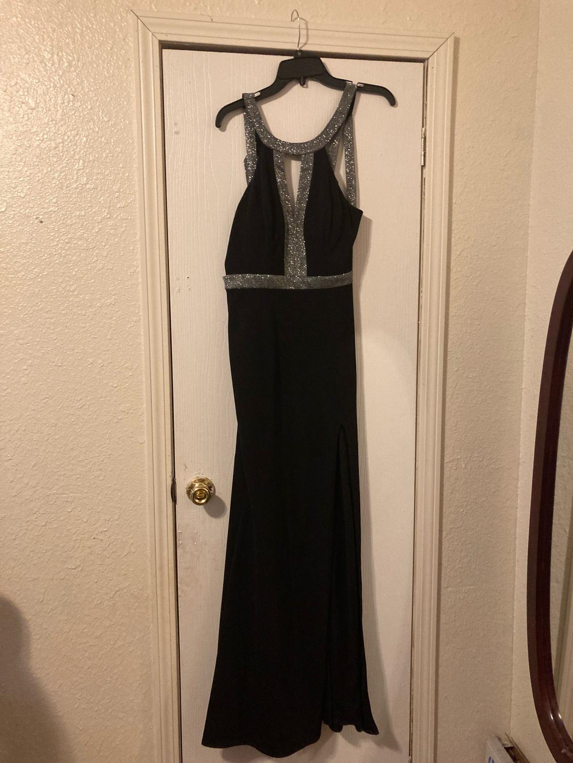 Girls Size 3 Prom Black Cocktail Dress on Queenly