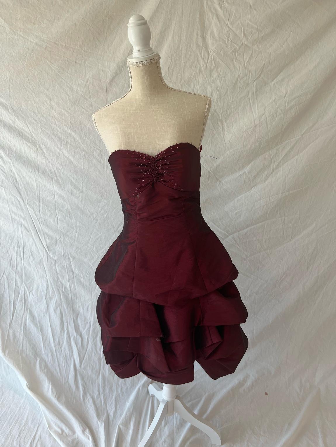 Size 4 Homecoming Strapless Sequined Burgundy Red Cocktail Dress on Queenly