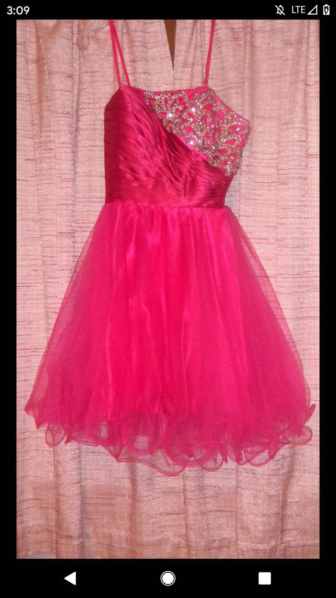 Size 0 Prom Sequined Hot Pink Cocktail Dress on Queenly