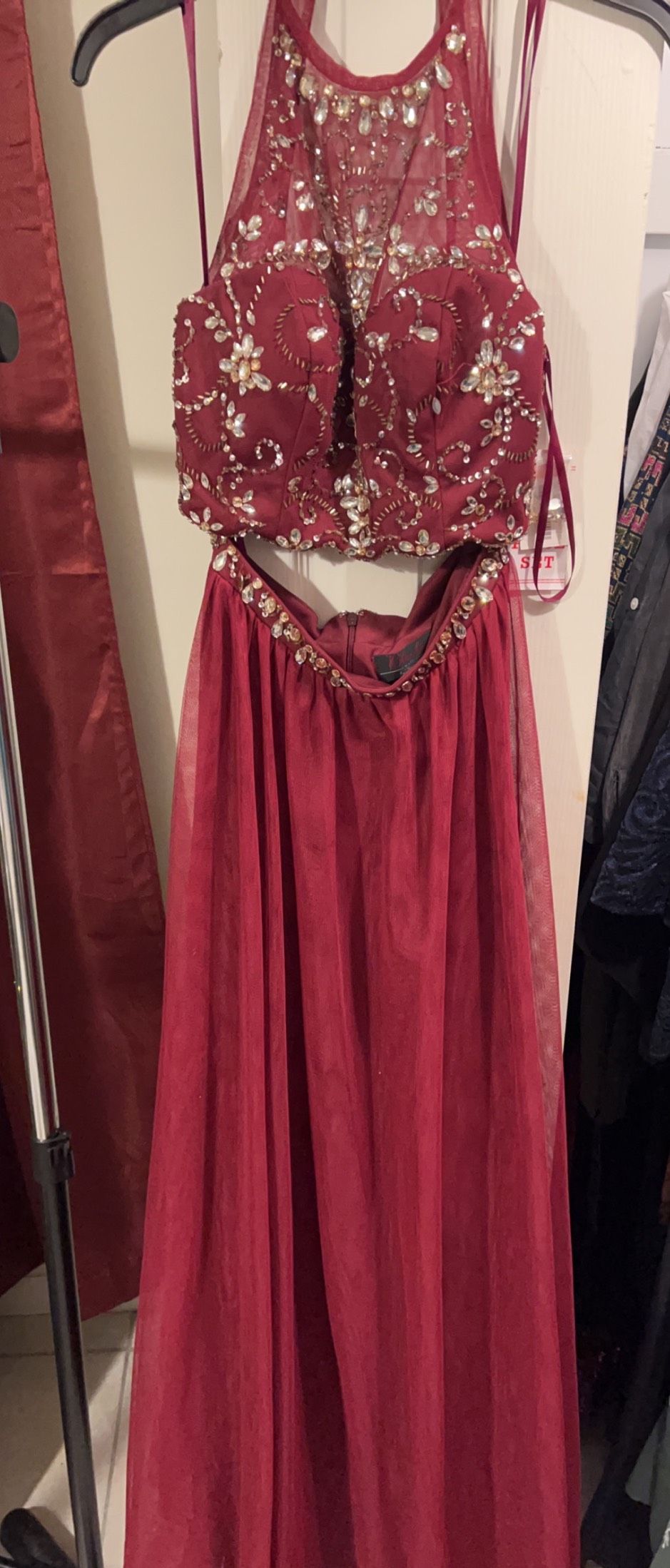 Size 6 Sequined Burgundy Red Ball Gown on Queenly