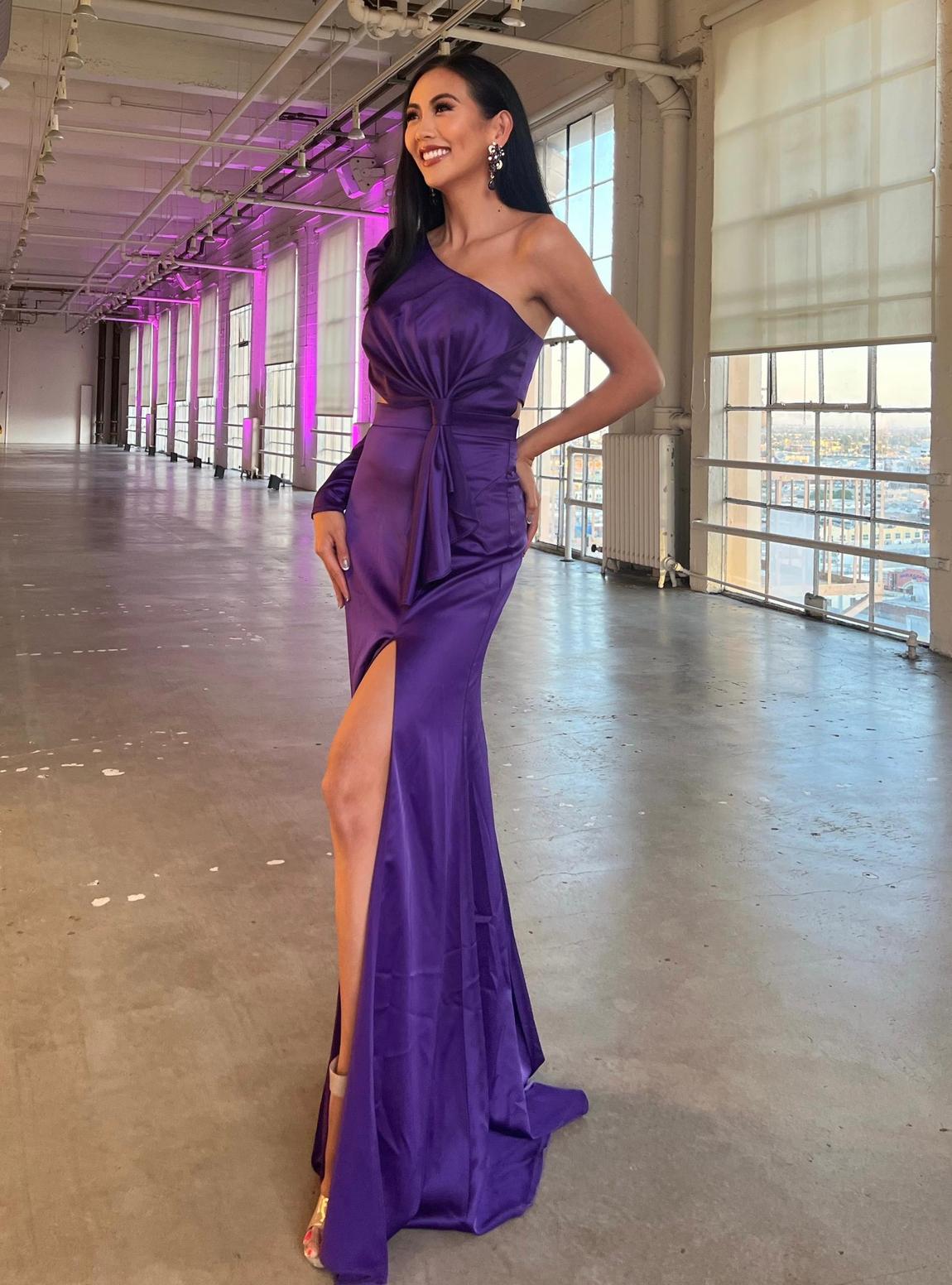 Mac Duggal Size 2 One Shoulder Satin Purple Side Slit Dress on Queenly