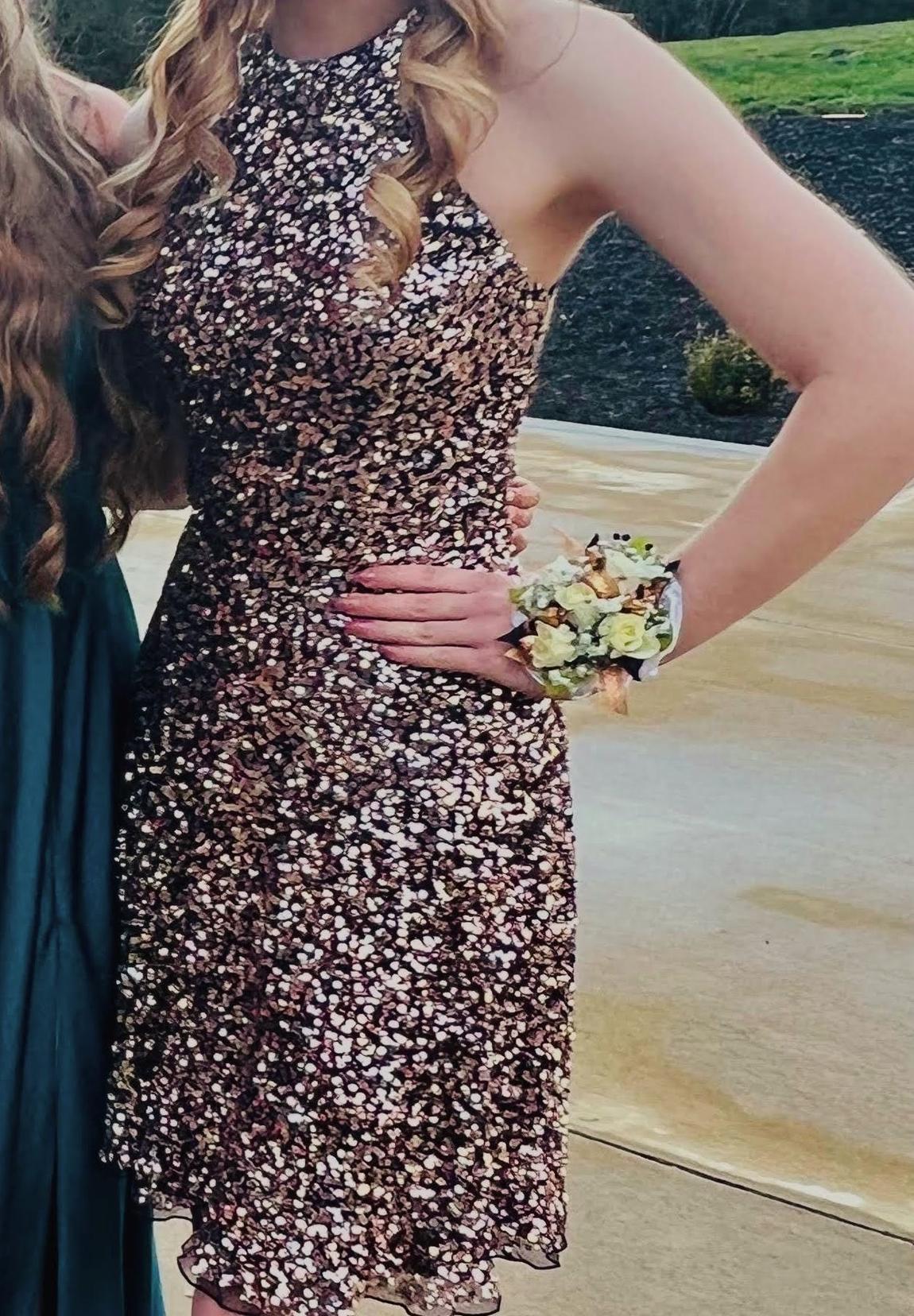 Ashley Lauren Size 2 Sequined Rose Gold Cocktail Dress on Queenly