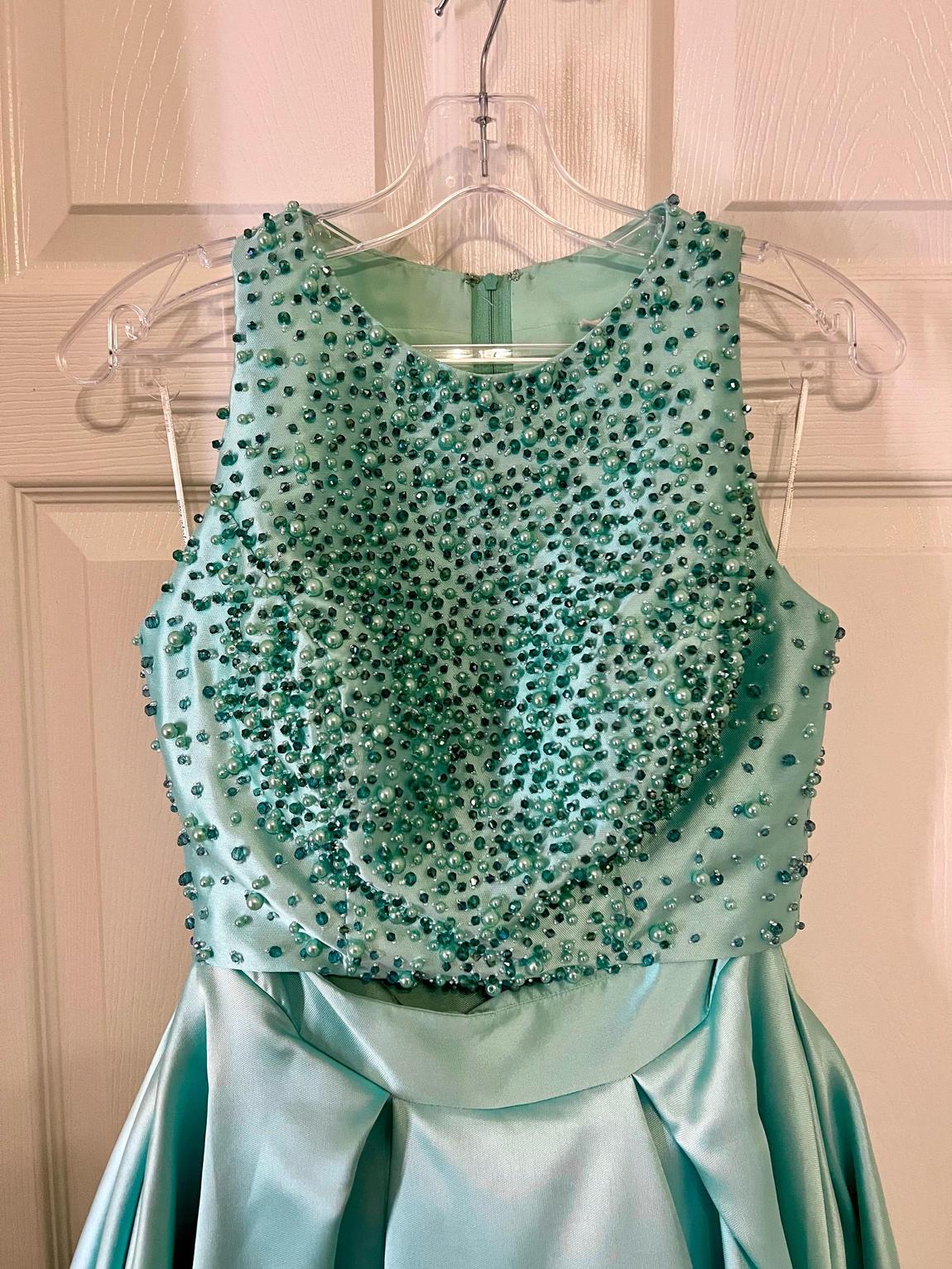 Size 2 Prom Light Green Ball Gown on Queenly