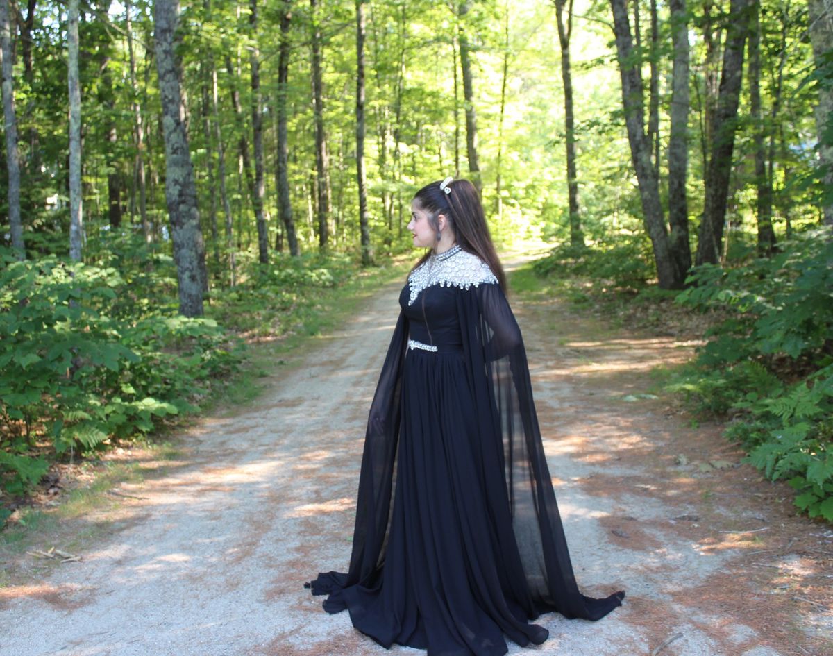 Size 6 Prom Long Sleeve Black Dress With Train on Queenly