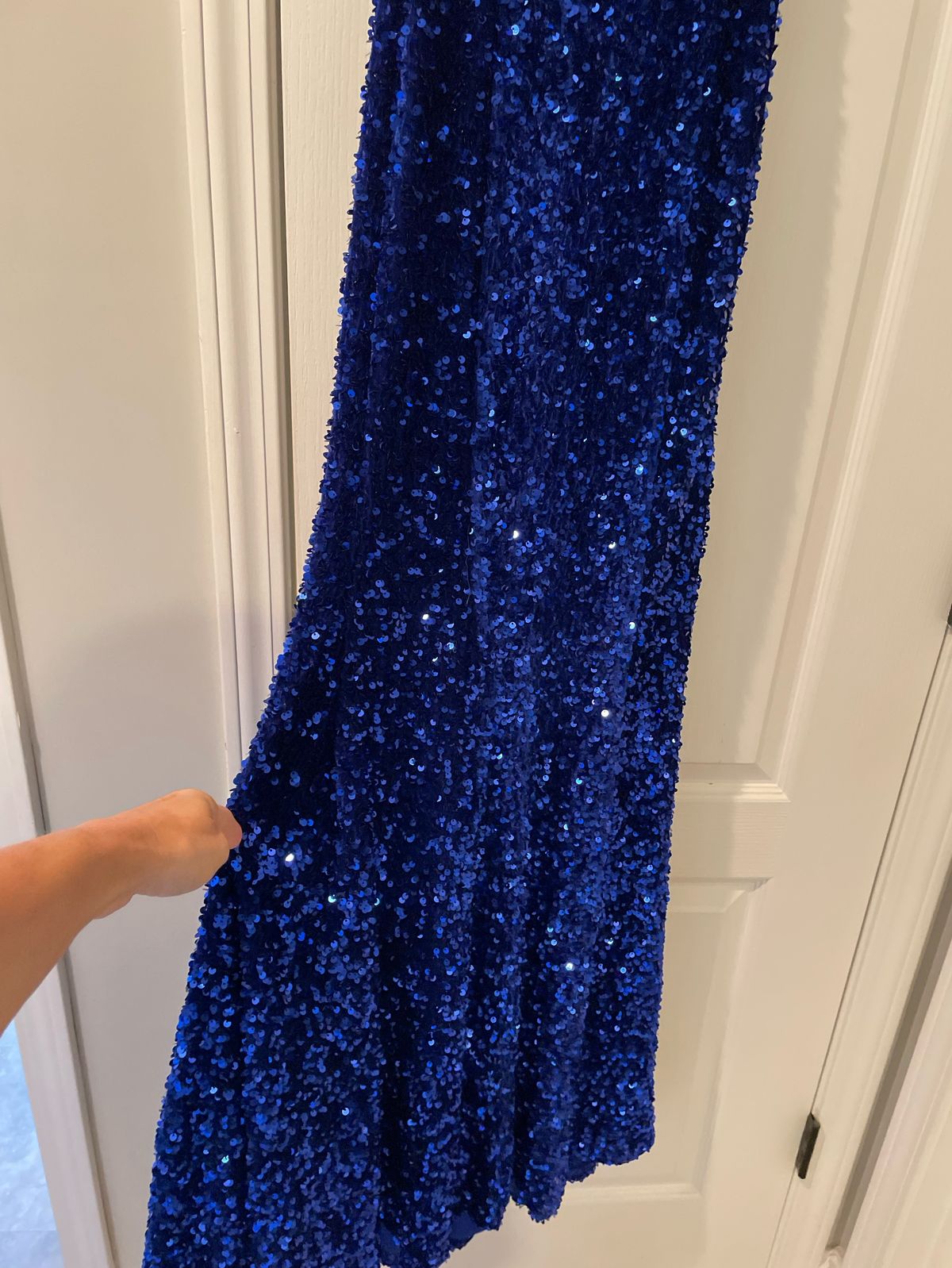 Size 0 Prom Sequined Blue Floor Length Maxi on Queenly
