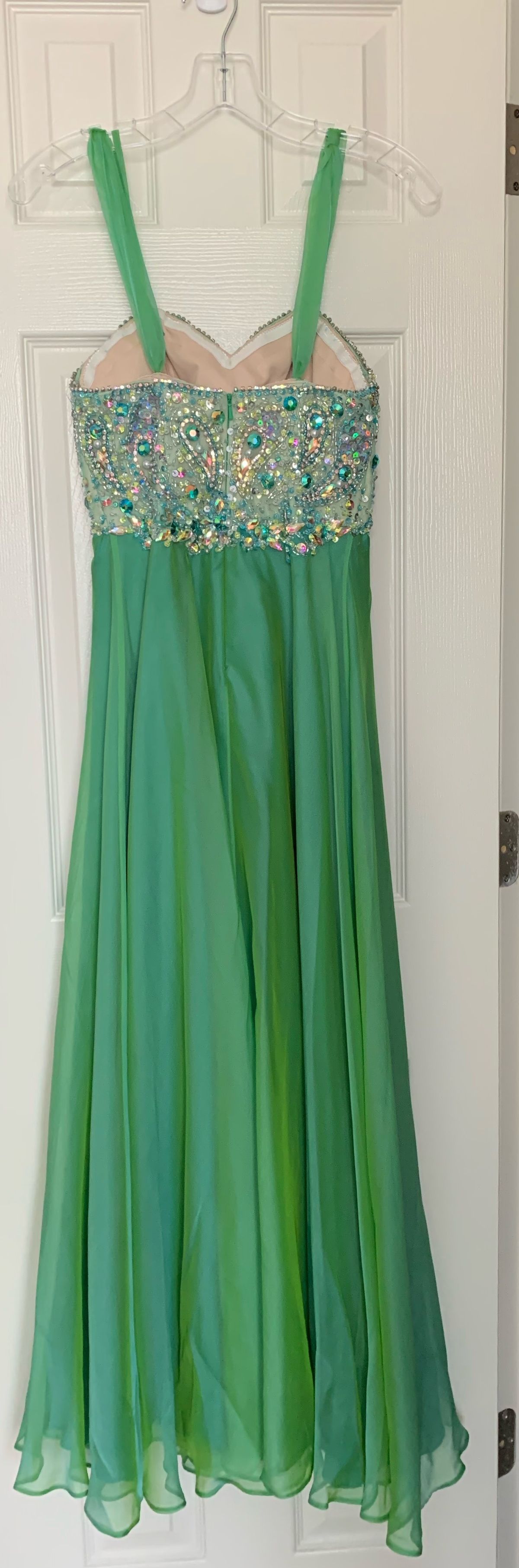 Size 0 Prom Sequined Green Floor Length Maxi on Queenly