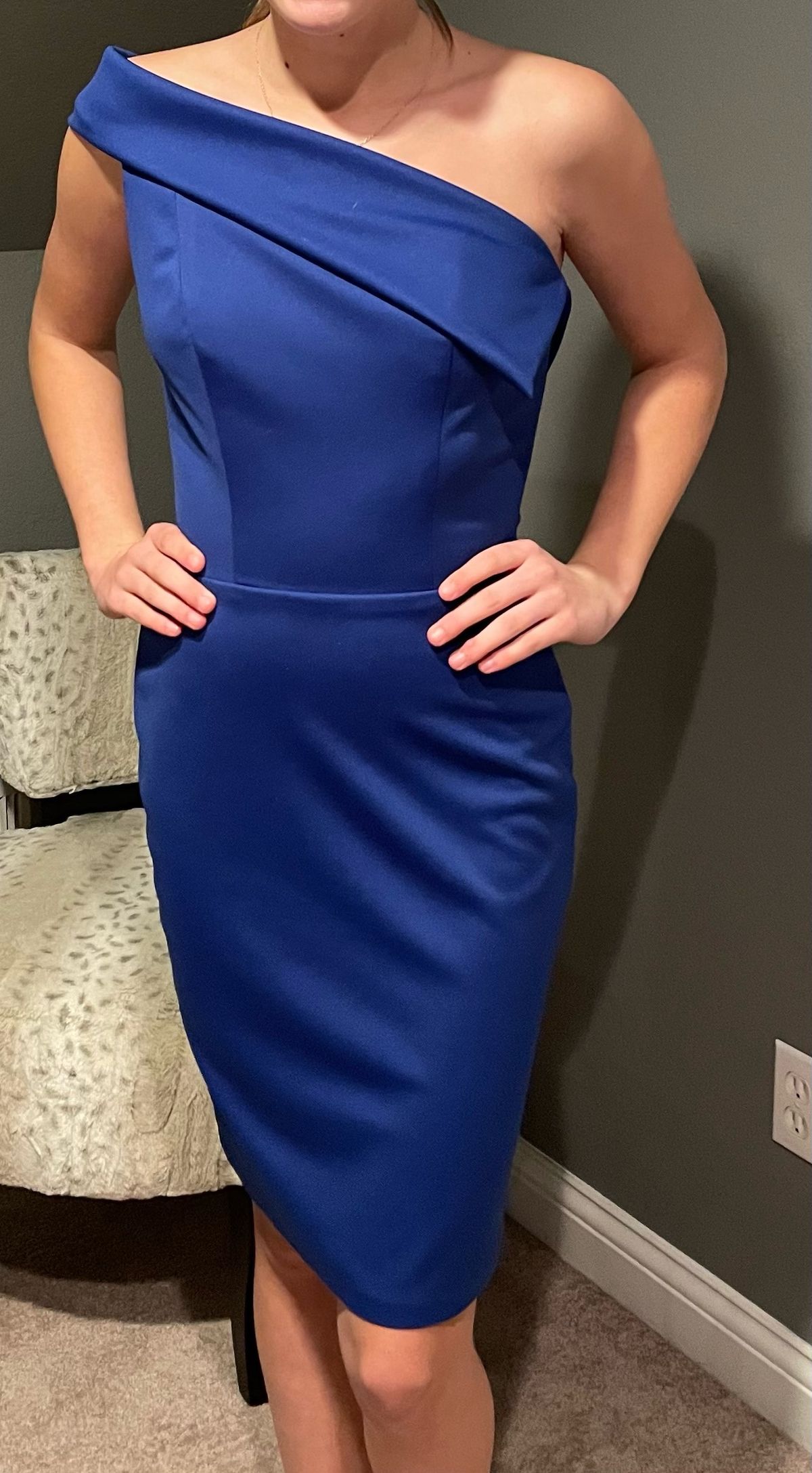 Size 4 Homecoming One Shoulder Royal Blue Cocktail Dress on Queenly