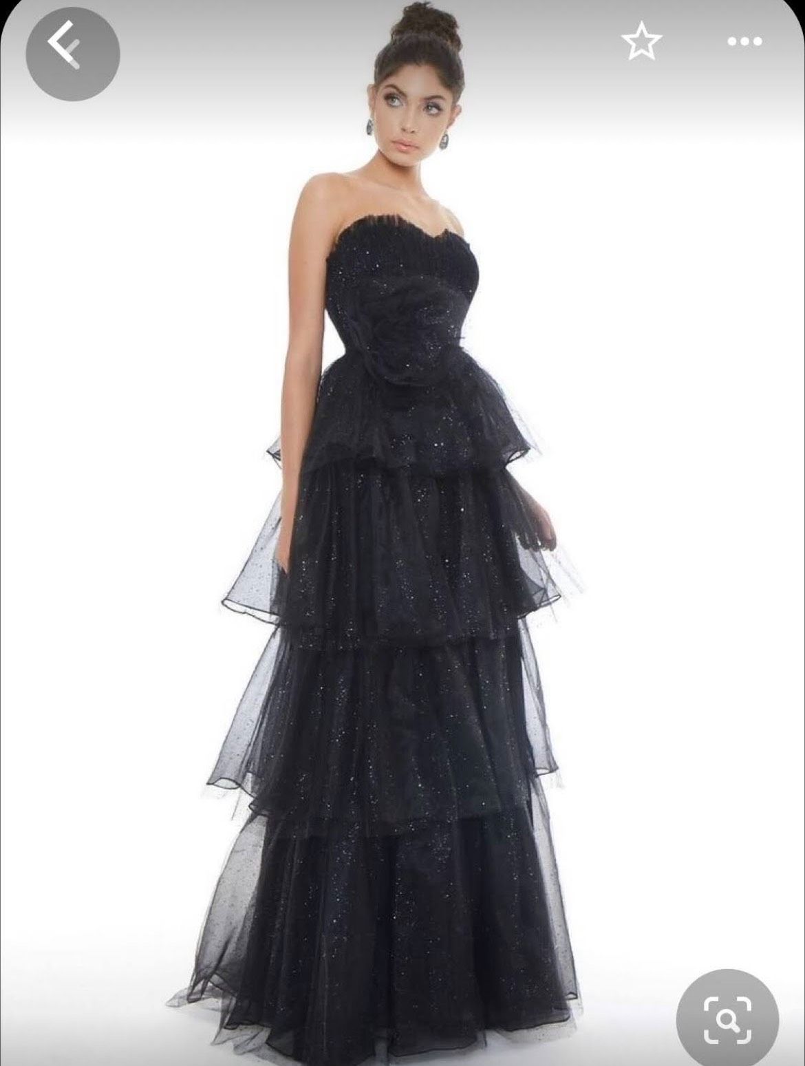 Size 0 Prom Strapless Black A-line Dress on Queenly