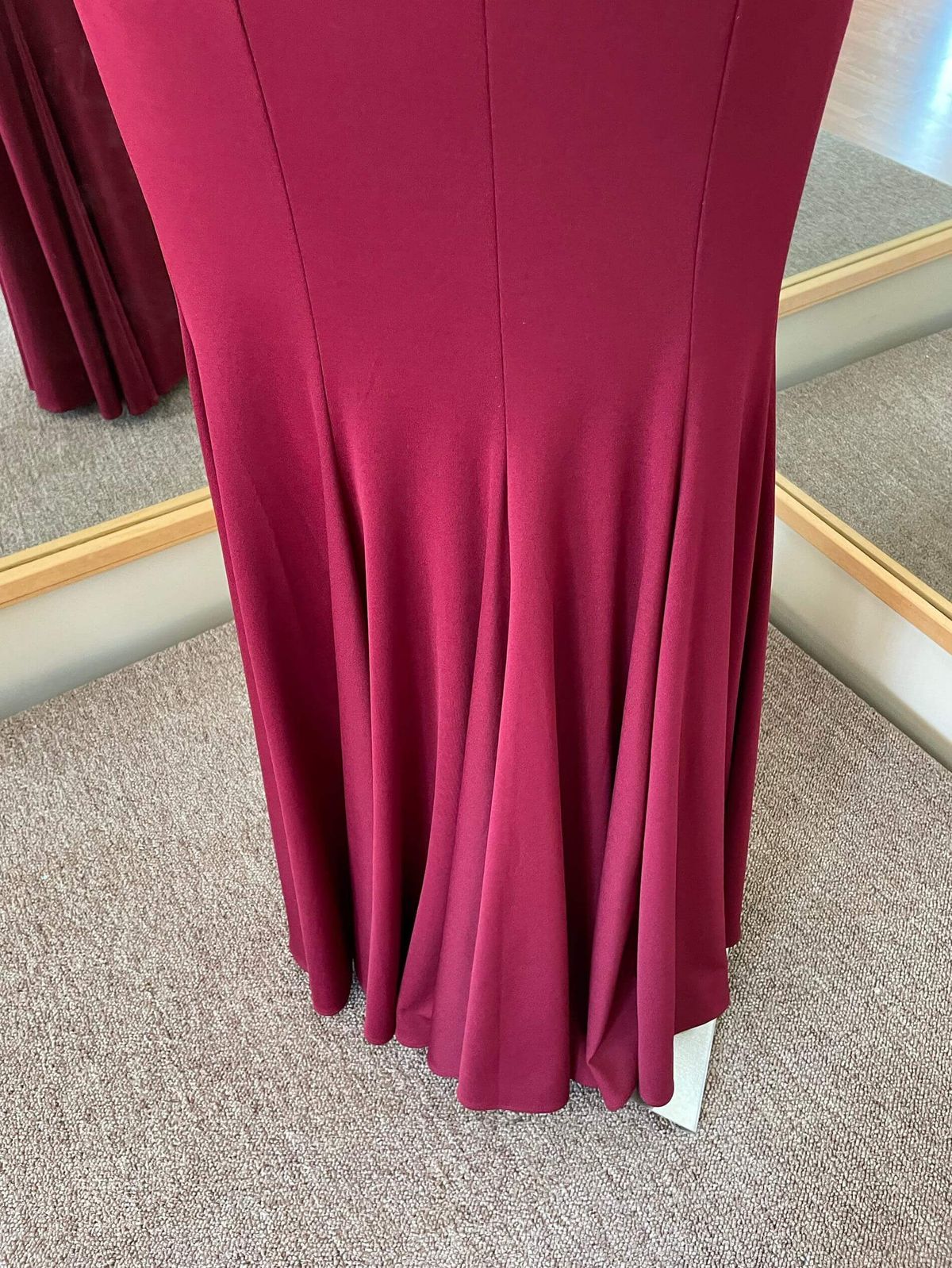 STARBOX Size 6 Prom Off The Shoulder Red Mermaid Dress on Queenly