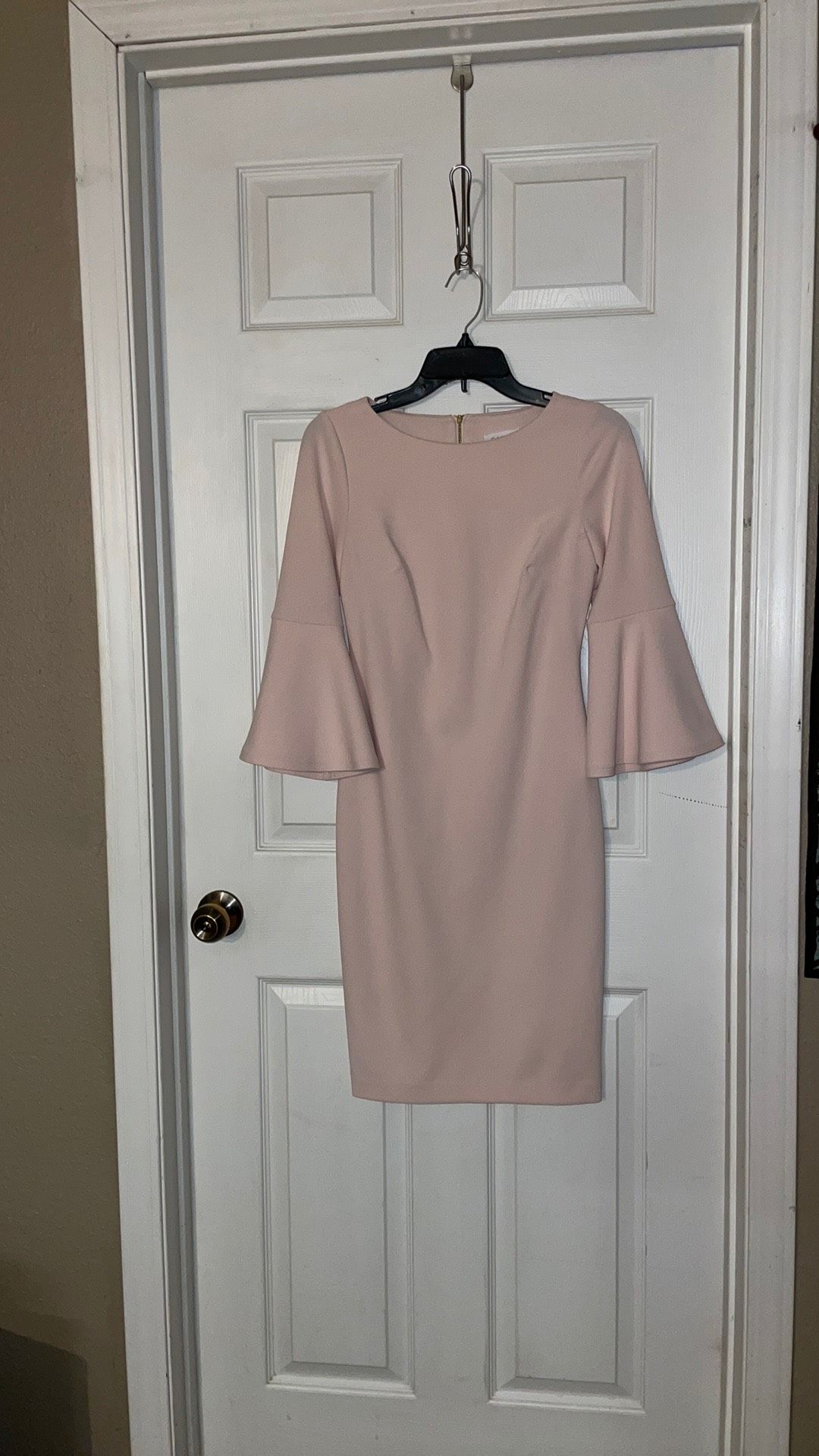 Calvin Klein Size 2 Homecoming Light Pink A-line Dress on Queenly