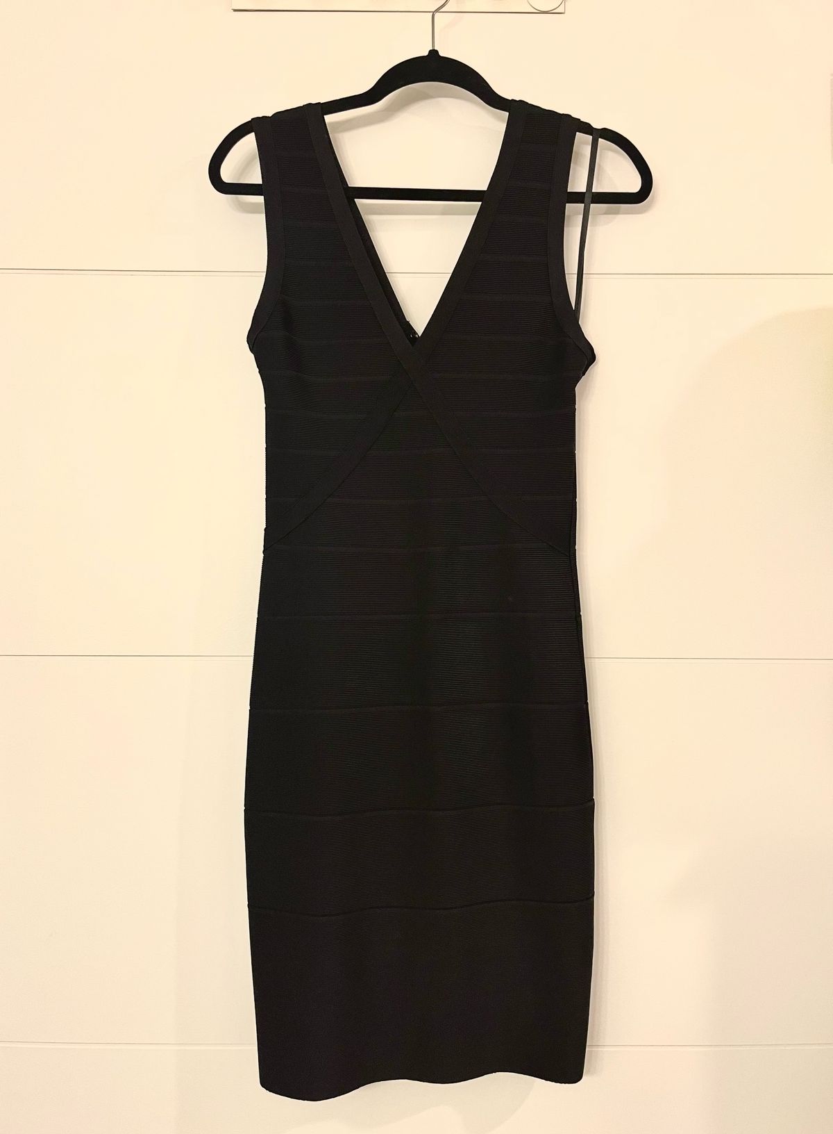 Calvin Klein Size 4 Pageant Interview Black Cocktail Dress on Queenly