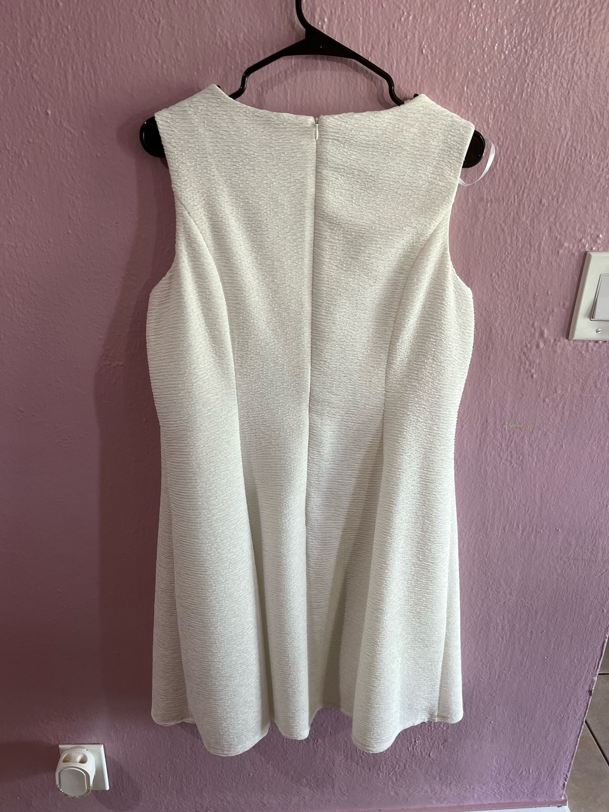 Guess Plus Size 16 High Neck White Cocktail Dress on Queenly