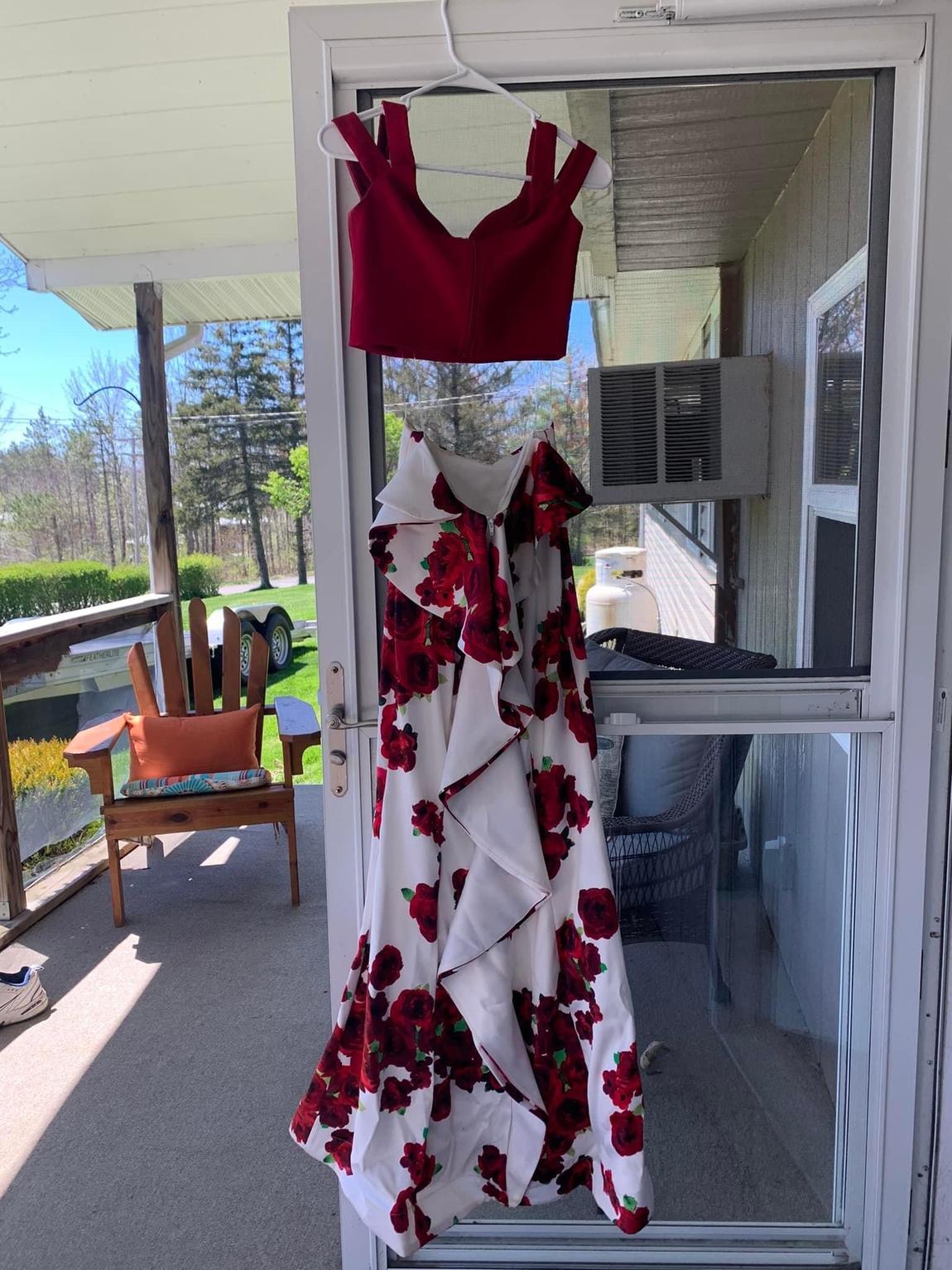 Size 4 Floral Red Mermaid Dress on Queenly
