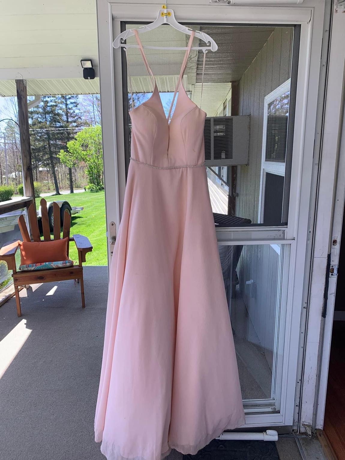 Size 6 Prom Sequined Light Pink Side Slit Dress on Queenly
