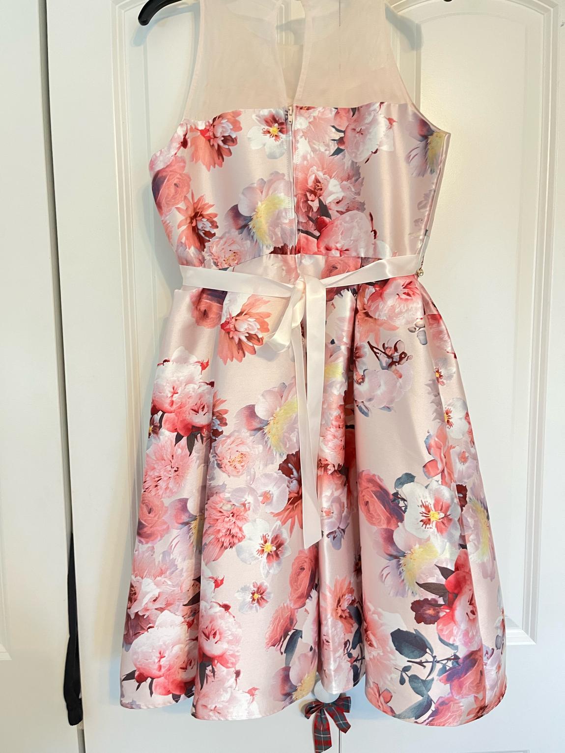 Girls Size 14 Floral Pink Cocktail Dress on Queenly