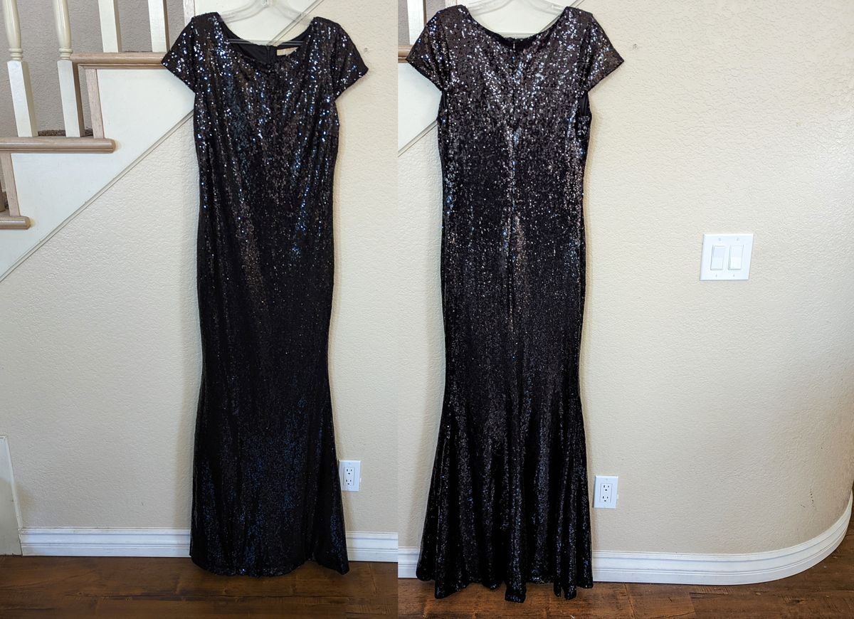 Style Black Short Sleeve Sequin Sheath Formal Gown Ricarica Size 2 Wedding Guest Sequined Black Mermaid Dress on Queenly