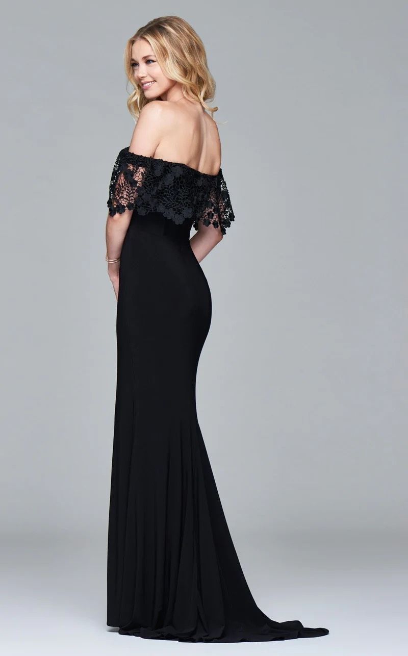 Faviana Size 10 Off The Shoulder Lace Black Floor Length Maxi on Queenly