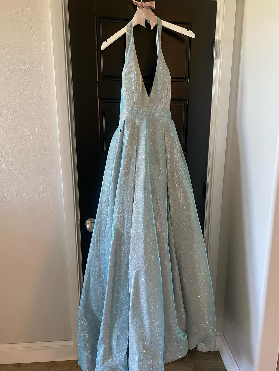 Mac Duggal Size 4 Prom Blue Ball Gown on Queenly