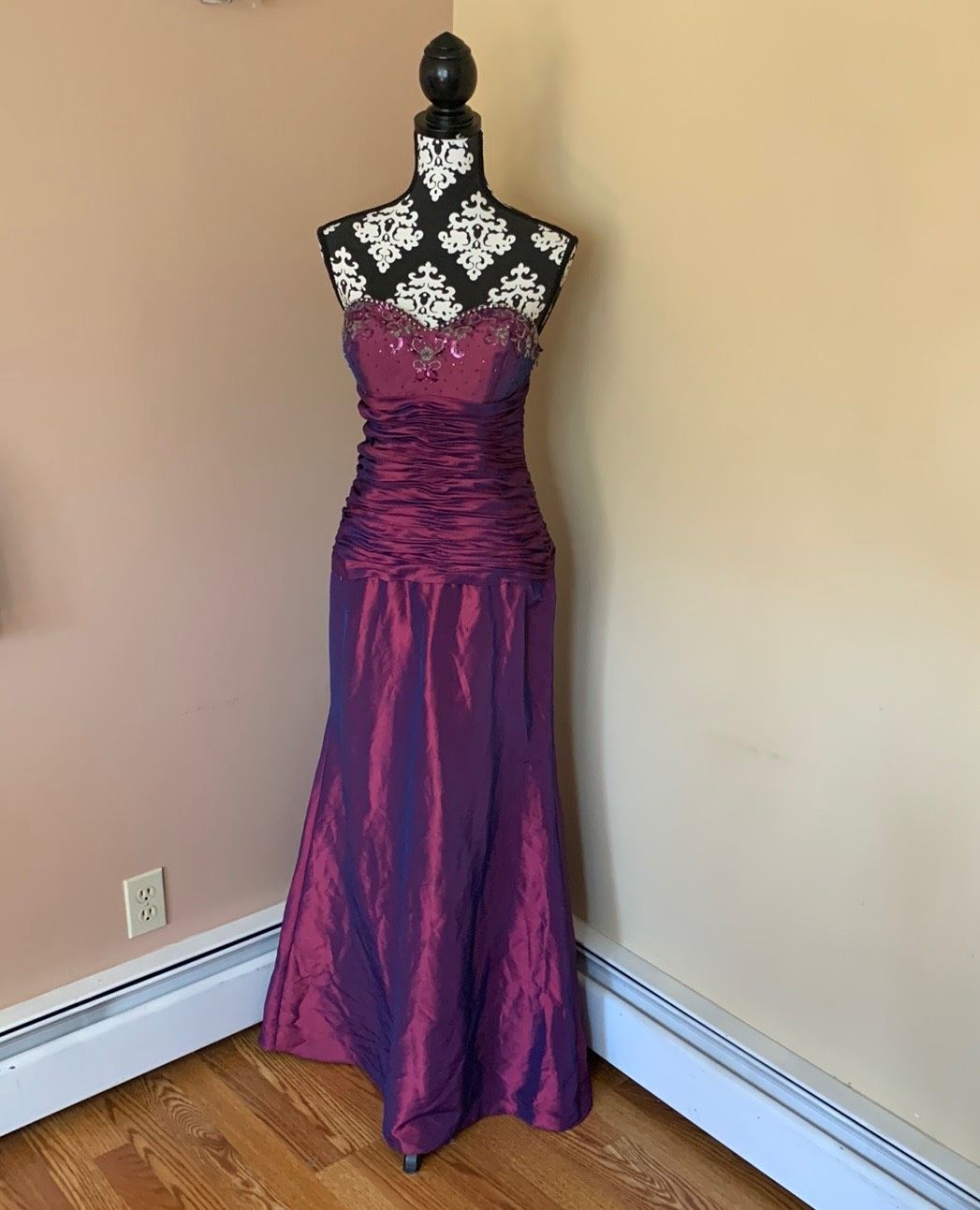 Size 12 Purple A-line Dress on Queenly