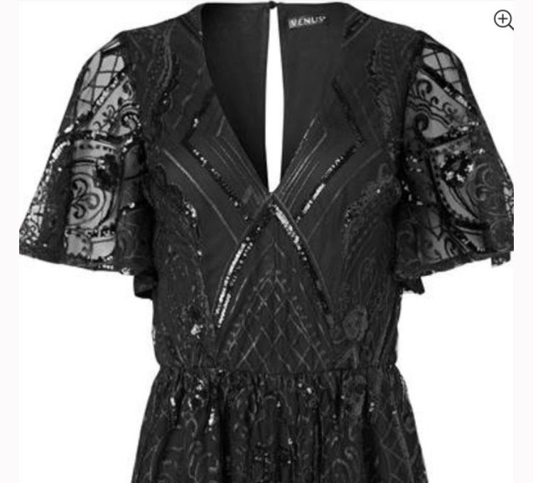 Size 4 Sequined Black Cocktail Dress on Queenly