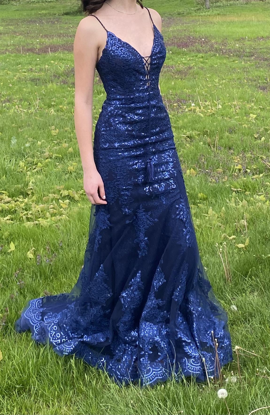 Ellie Wilde Size 0 Prom Sequined Navy Blue Mermaid Dress on Queenly
