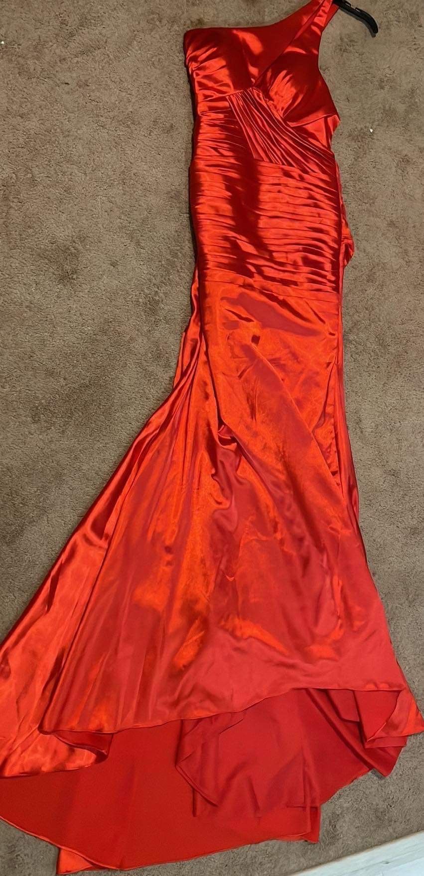 Size 10 Prom One Shoulder Satin Red Dress With Train on Queenly