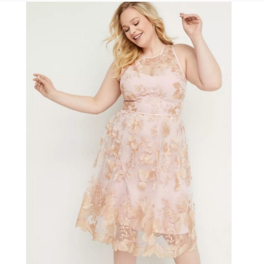 Lane Bryant Plus Size 20 Bridesmaid Lace Light Pink Cocktail Dress on Queenly