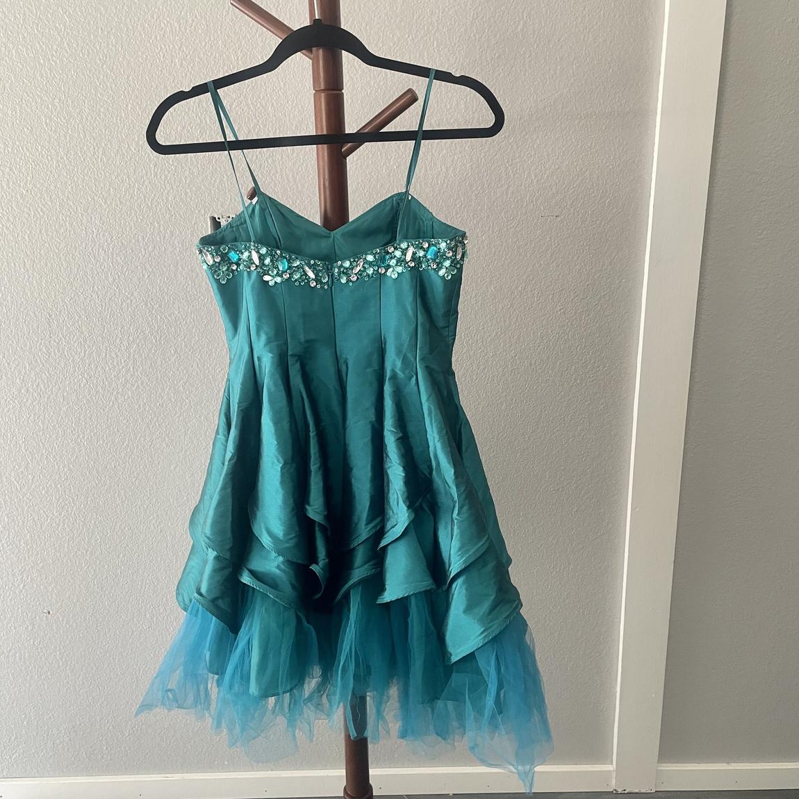 Jovani Size 2 Homecoming Strapless Sequined Emerald Green A-line Dress on Queenly
