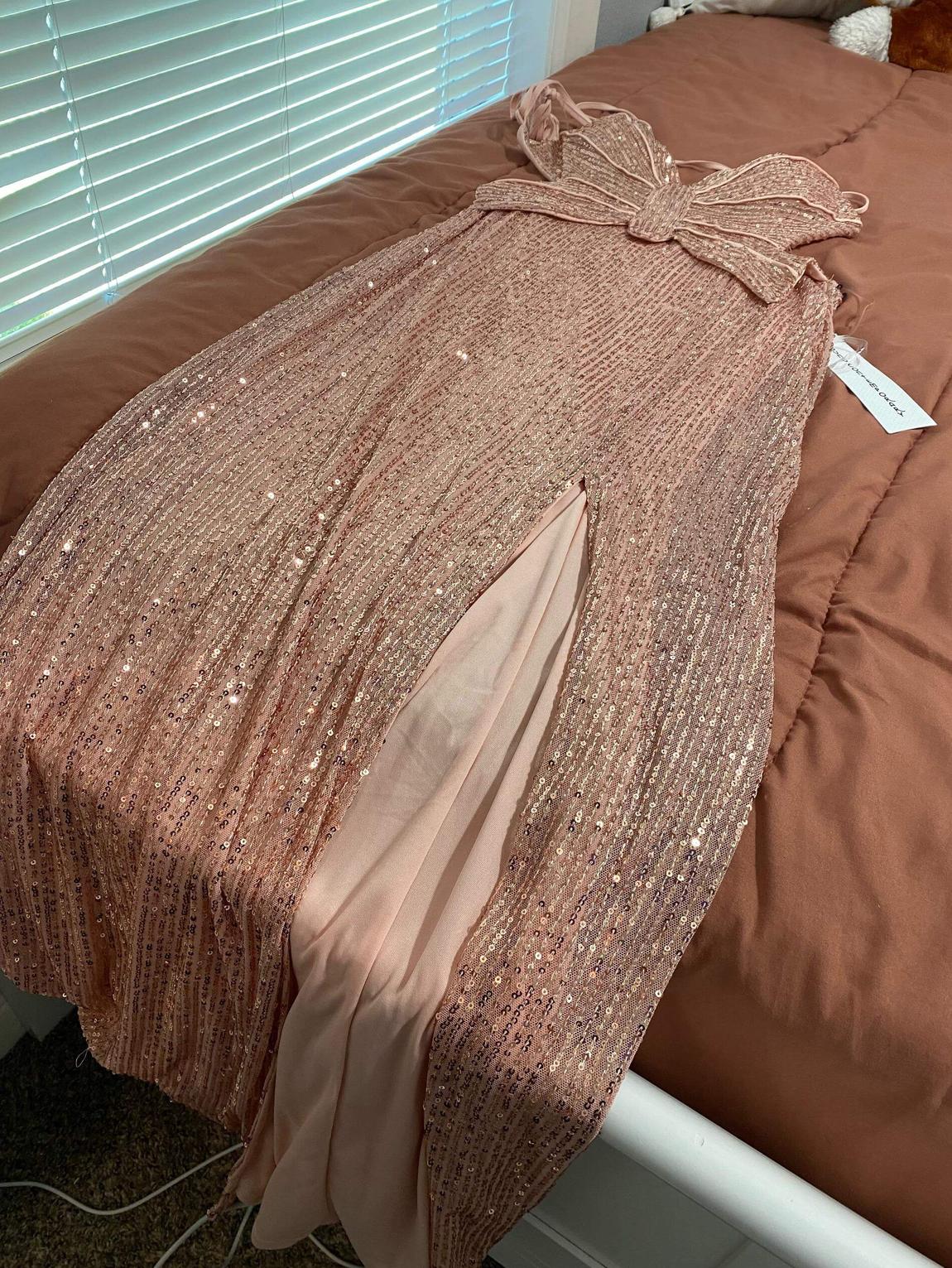 Size 8 Prom Sequined Light Pink Mermaid Dress on Queenly