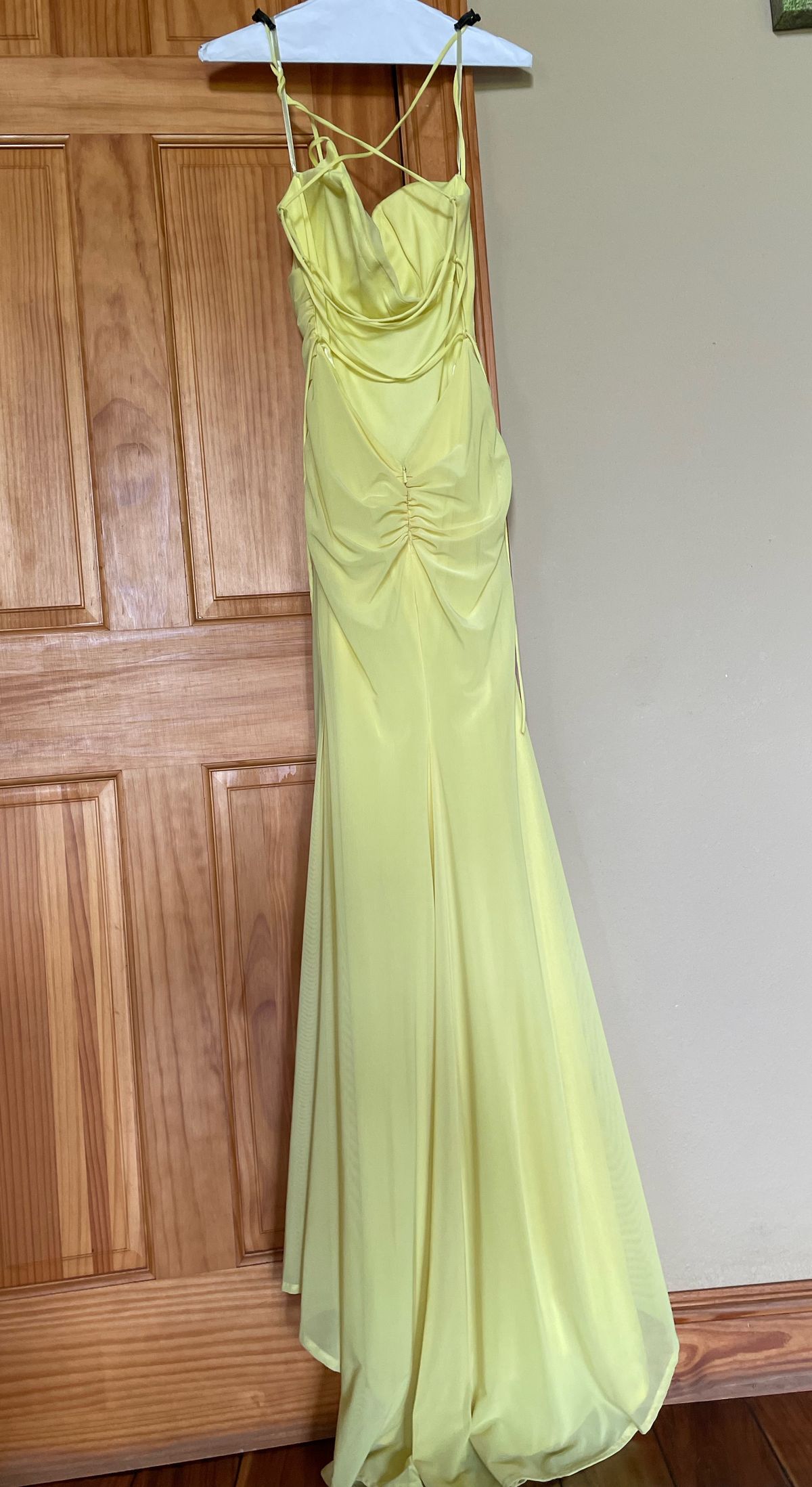 Size 00 Yellow Mermaid Dress on Queenly