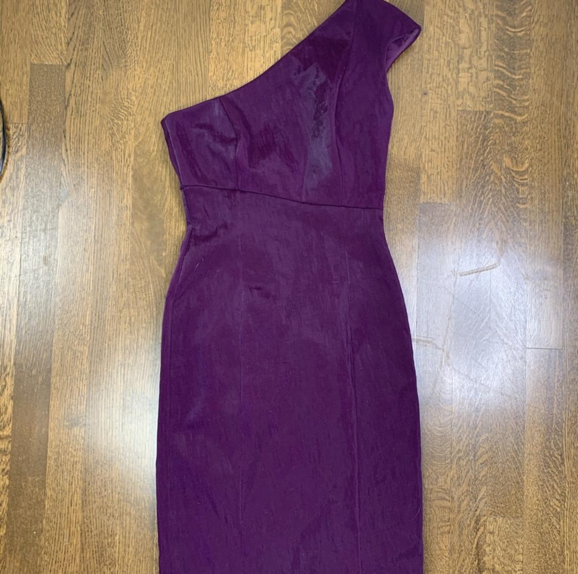 Jasmine De Milo Size 4 Satin Purple Cocktail Dress on Queenly