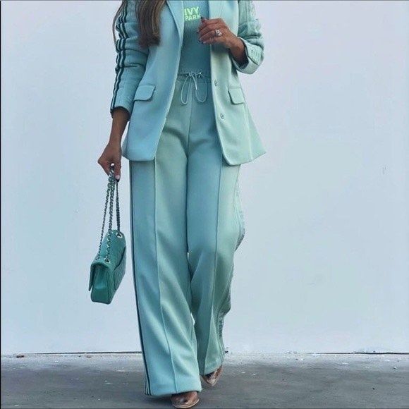 IVY PARK (Beyonce) Size 2 Homecoming Light Blue Formal Jumpsuit on Queenly