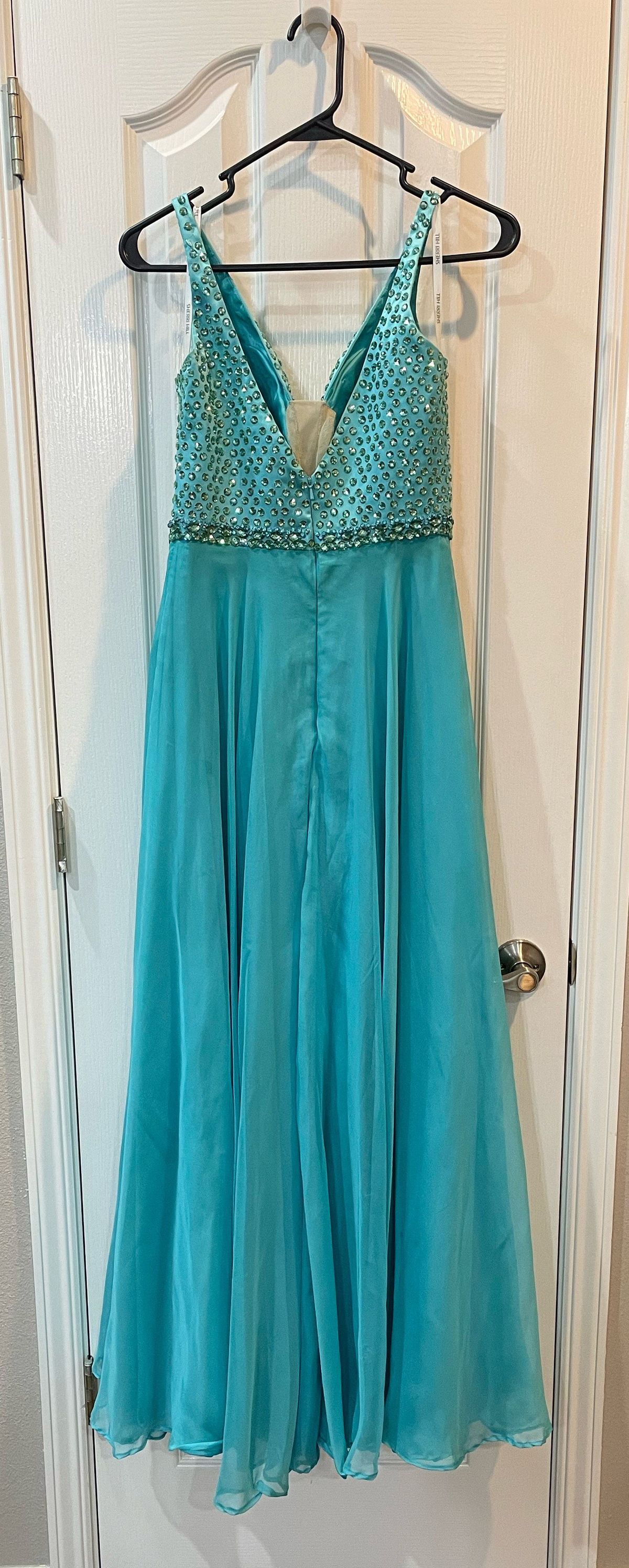 Sherri Hill Size 4 Bridesmaid Plunge Sequined Light Blue A-line Dress on Queenly