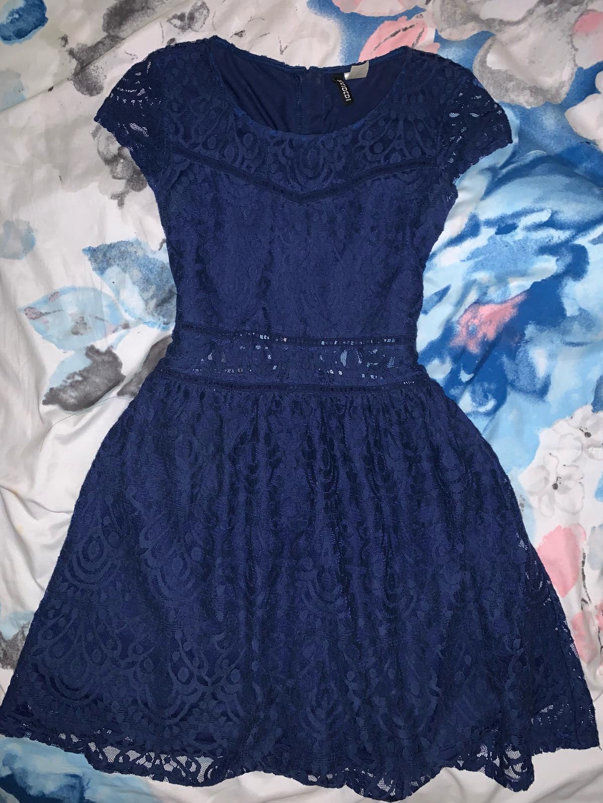 Size 4 Lace Navy Blue A-line Dress on Queenly