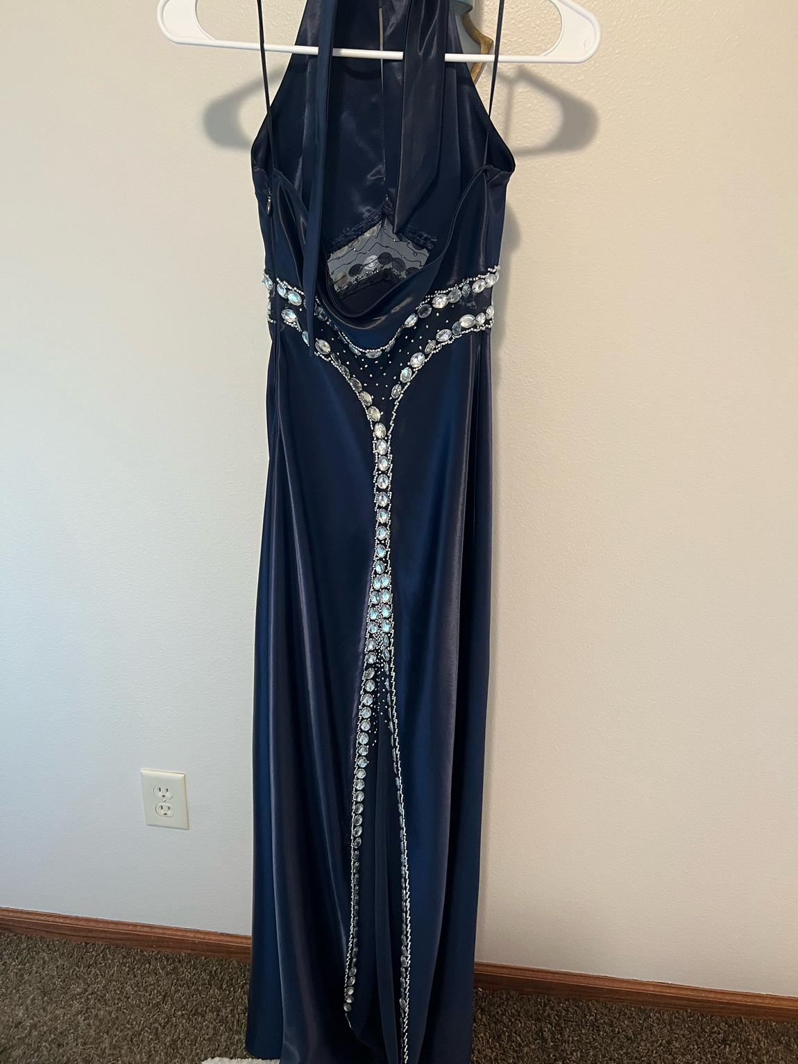 Size 6 Navy Blue Floor Length Maxi on Queenly