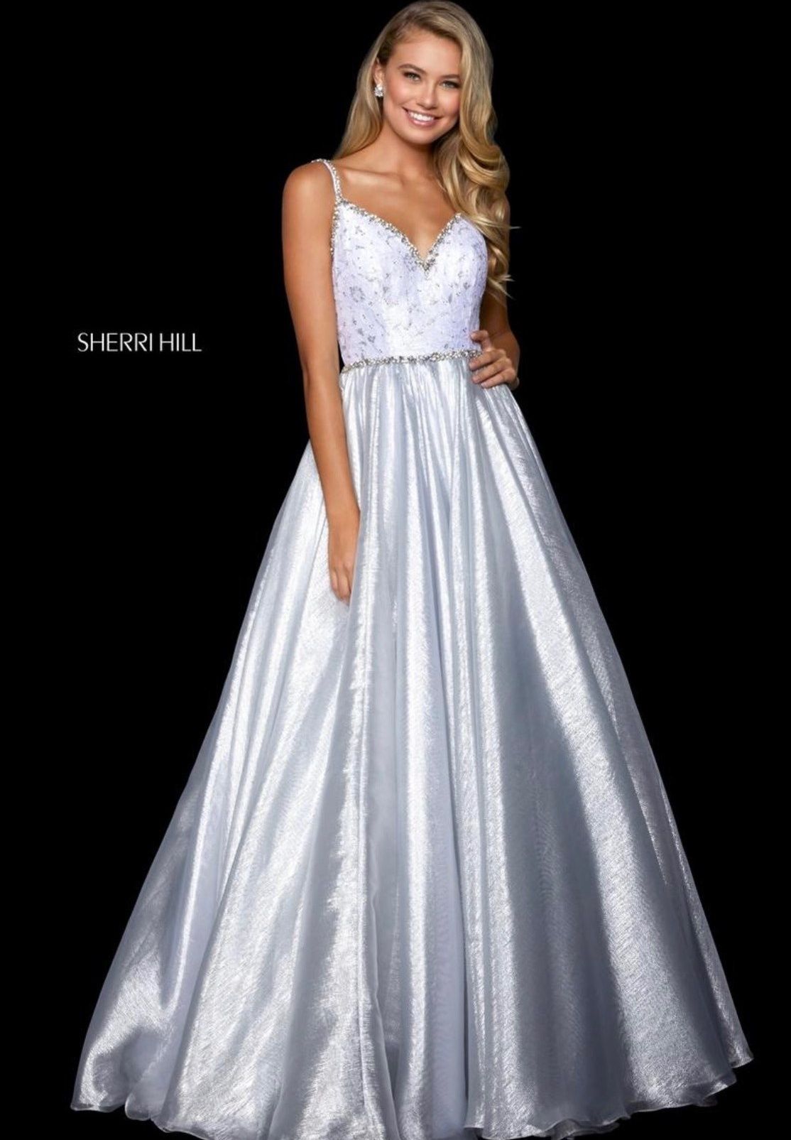 Sherri Hill Size 4 Wedding Plunge Satin Silver Ball Gown on Queenly