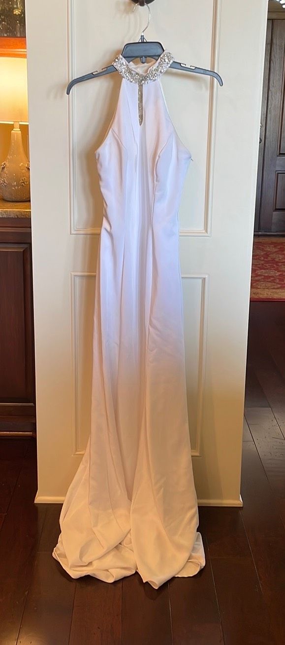 Glow Size 2 Halter White Floor Length Maxi on Queenly