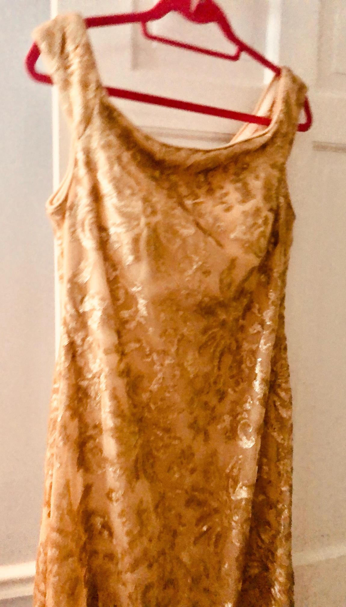 AZAZIE Size 14 Off The Shoulder Sequined Gold A-line Dress on Queenly