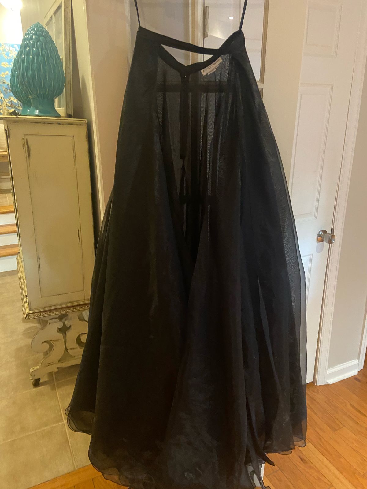 Ashley Lauren Organza Overskirt Size 8 Black Ball Gown on Queenly