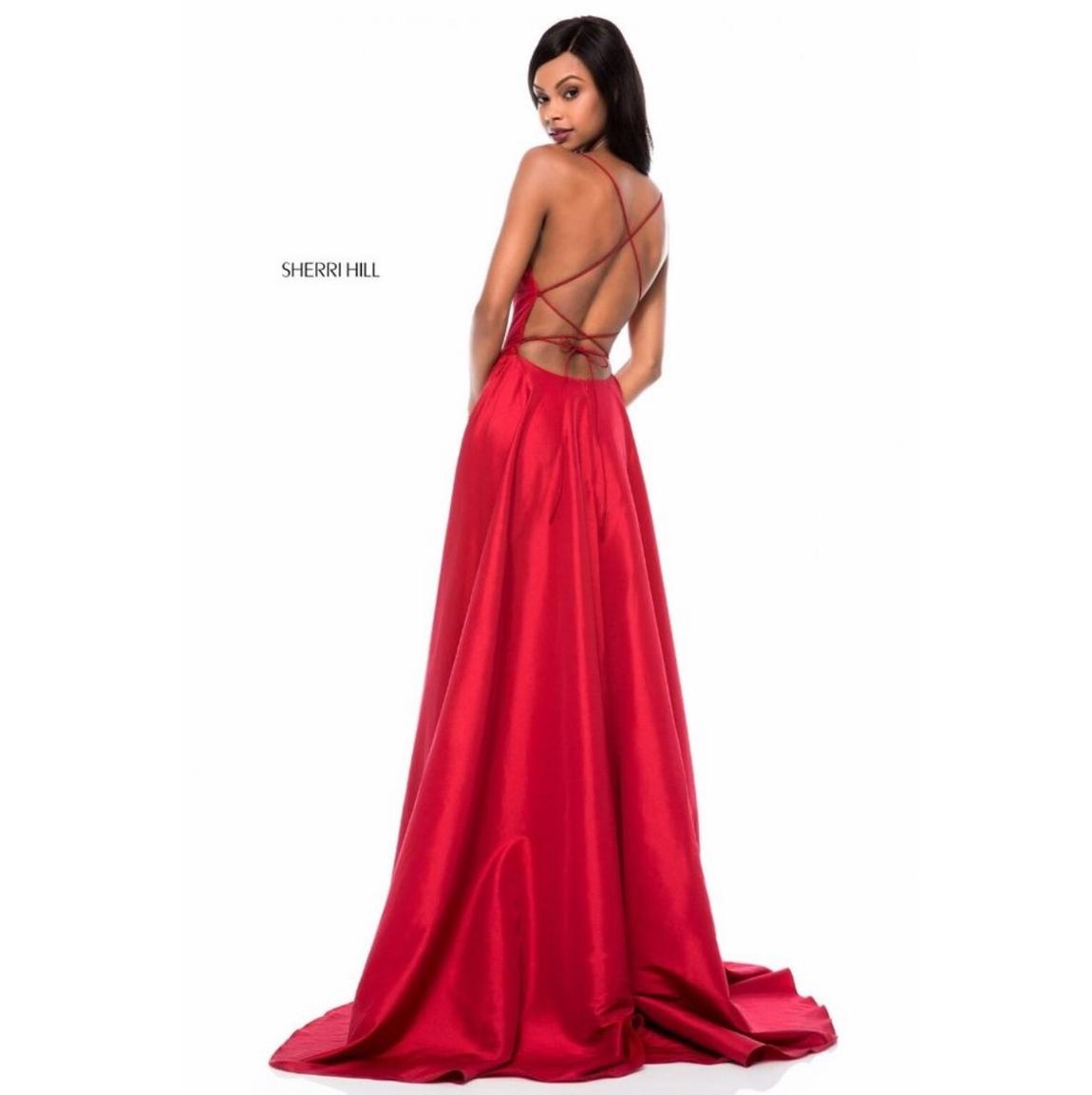 Size 0 Prom Red Dress With Train on Queenly
