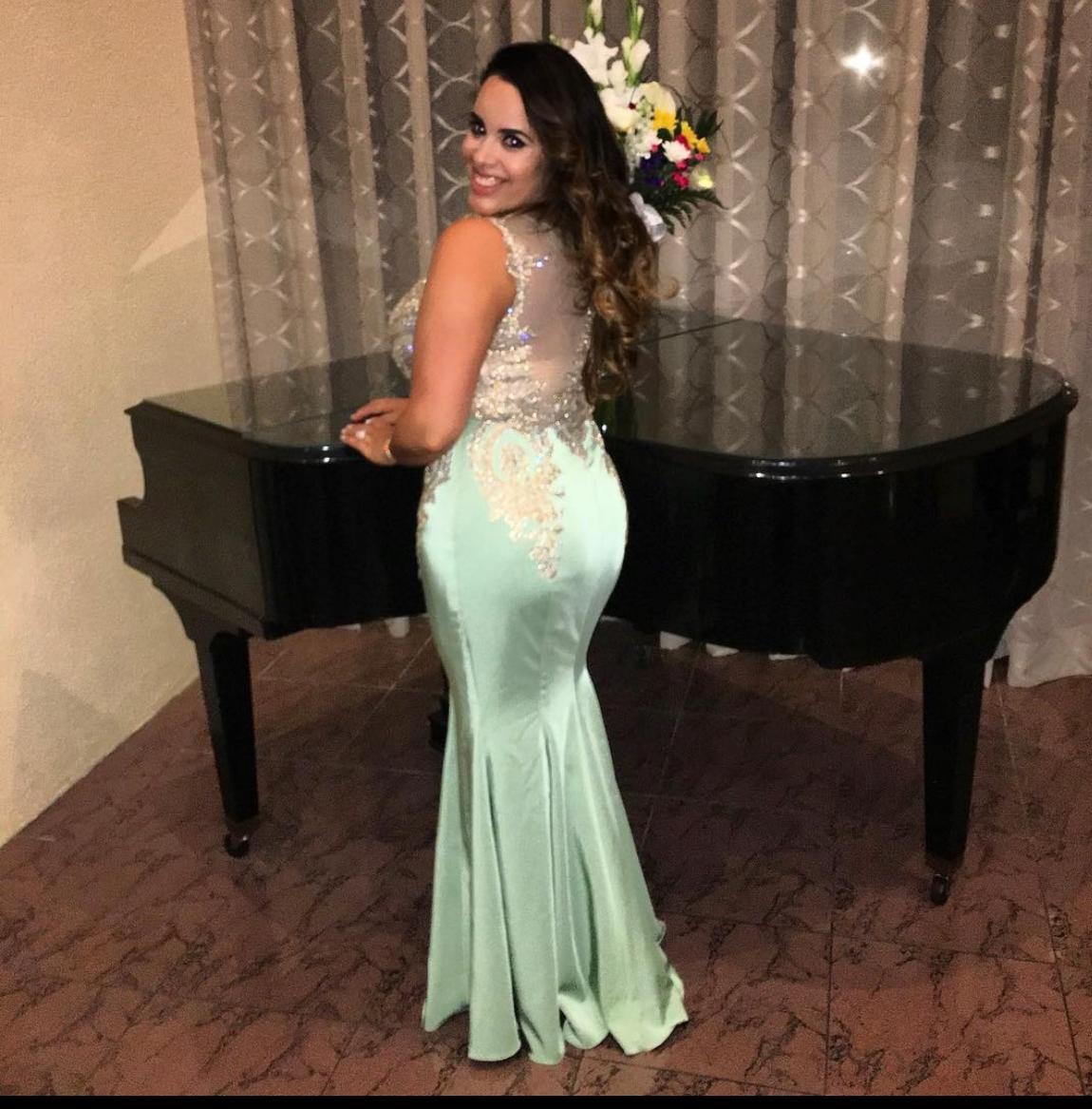 Size 10 Prom Sheer Green Mermaid Dress on Queenly