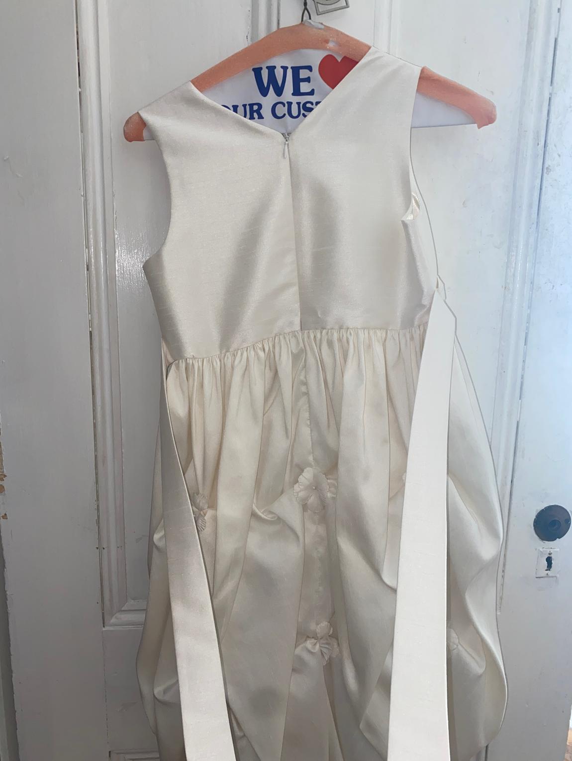 Girls Size 10 White Ball Gown on Queenly