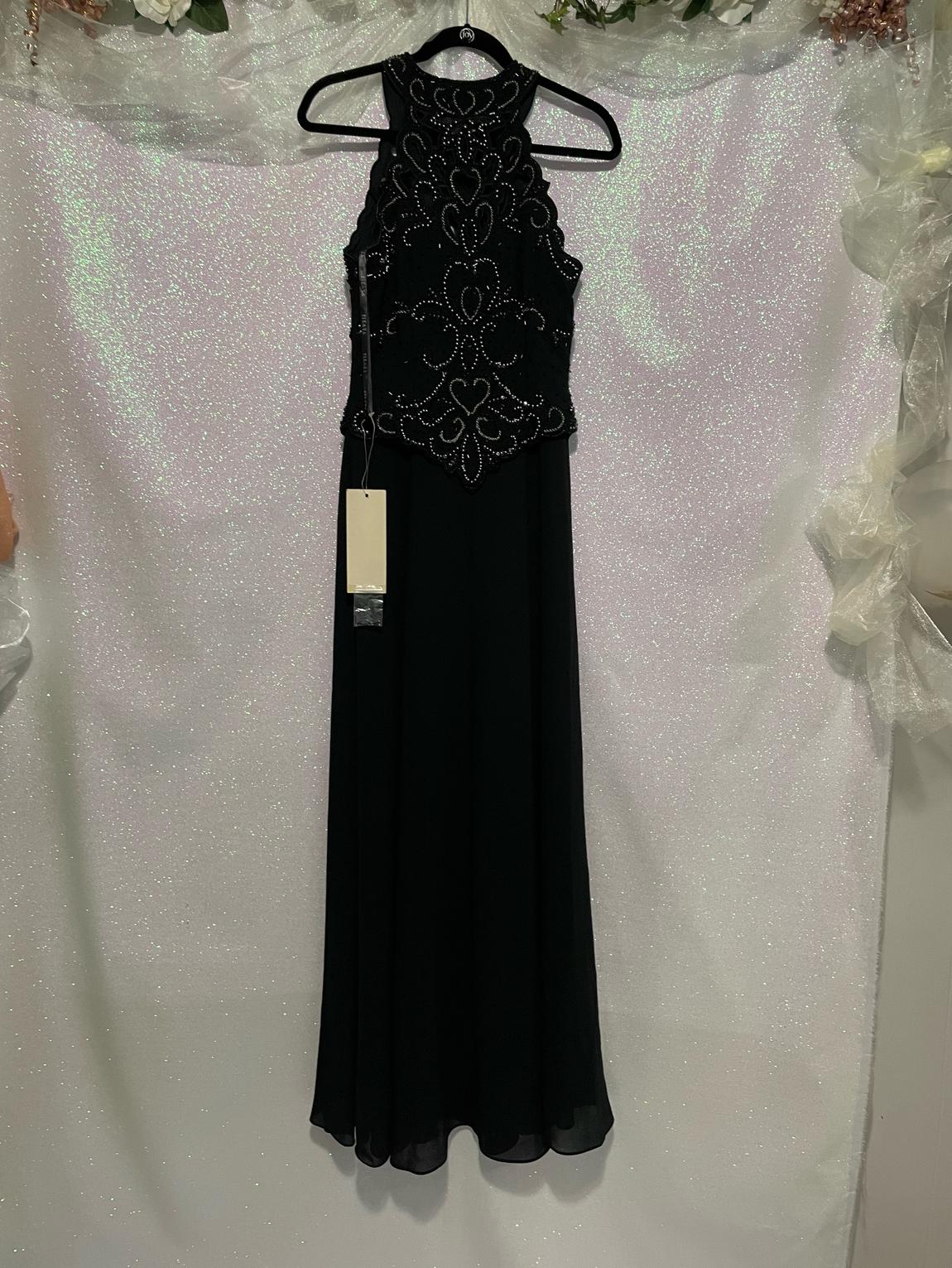 Size 2 Prom Halter Lace Black A-line Dress on Queenly
