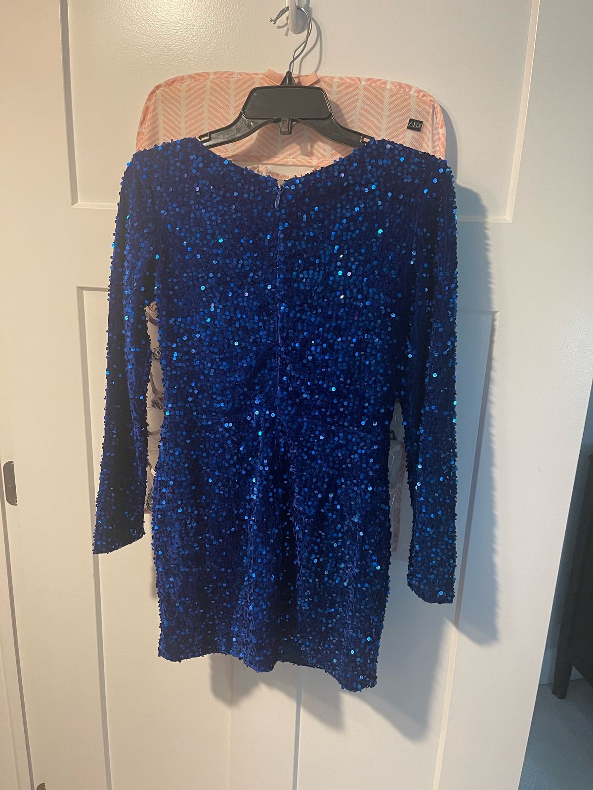 Pink Apple Dresses Size 6 Long Sleeve Sequined Blue Cocktail Dress on Queenly