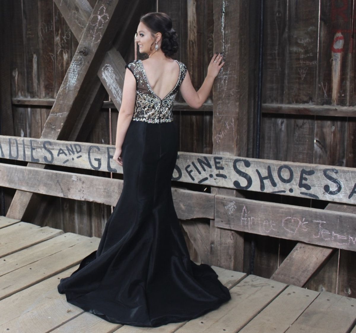 Mac Duggal Size 0 Prom Black Mermaid Dress on Queenly