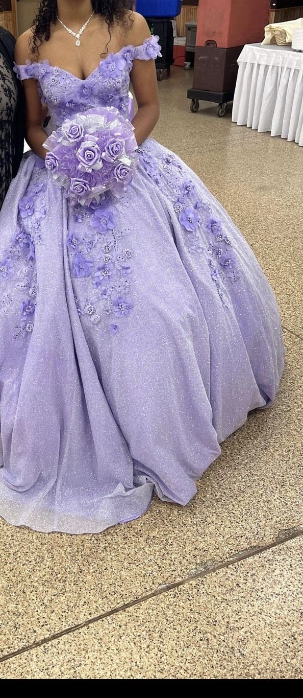 Size 8 Prom Off The Shoulder Sequined Light Purple Ball Gown on Queenly