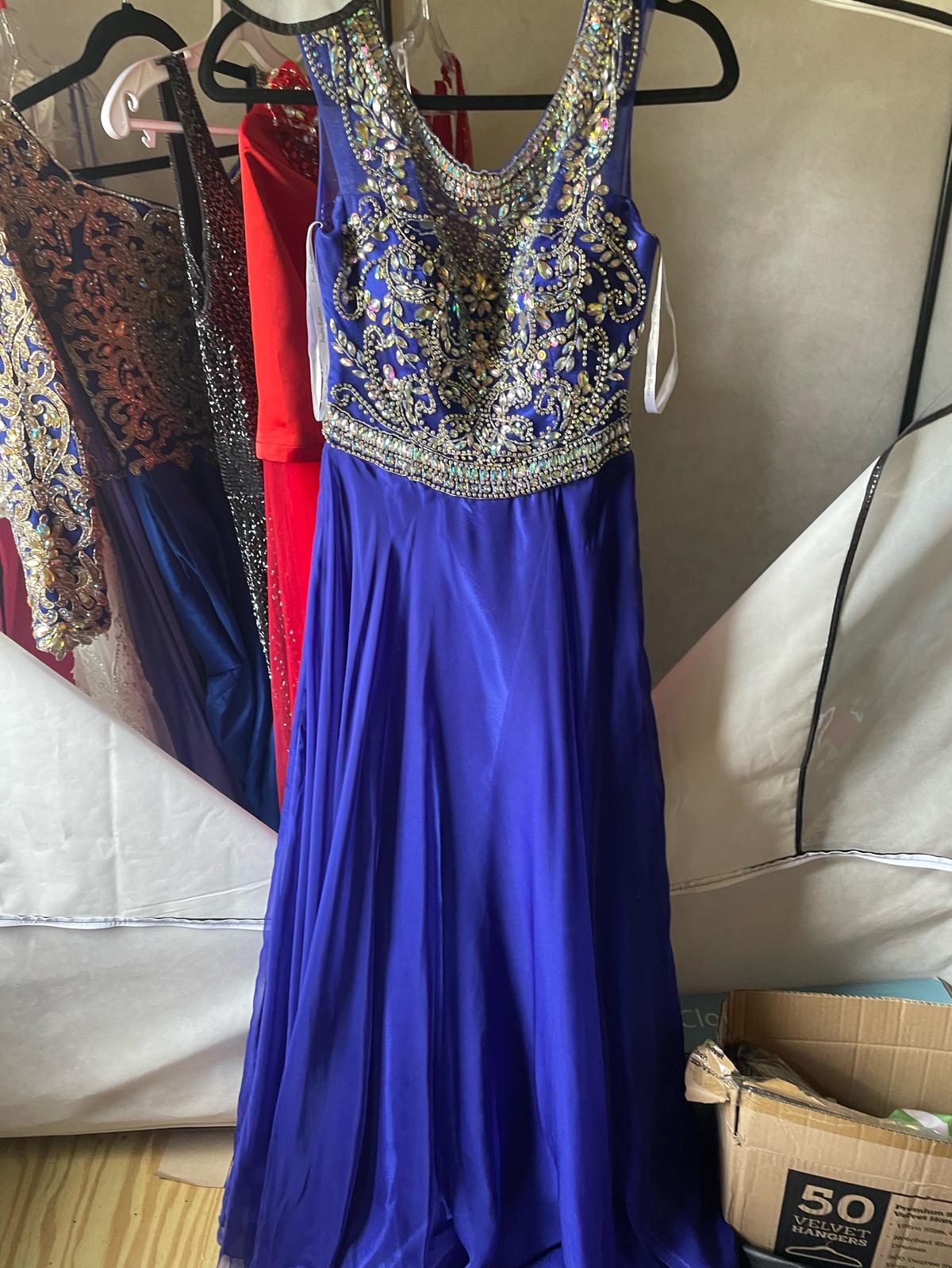 Size 4 Blue Floor Length Maxi on Queenly
