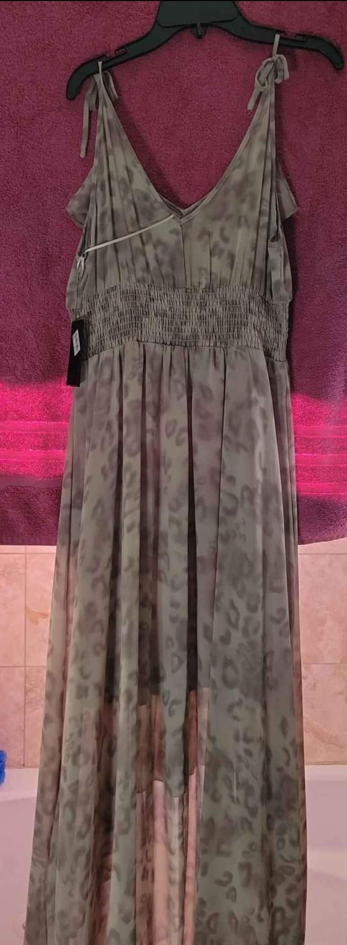 Grey animal print straight dress  Size 2 Multicolor Floor Length Maxi on Queenly