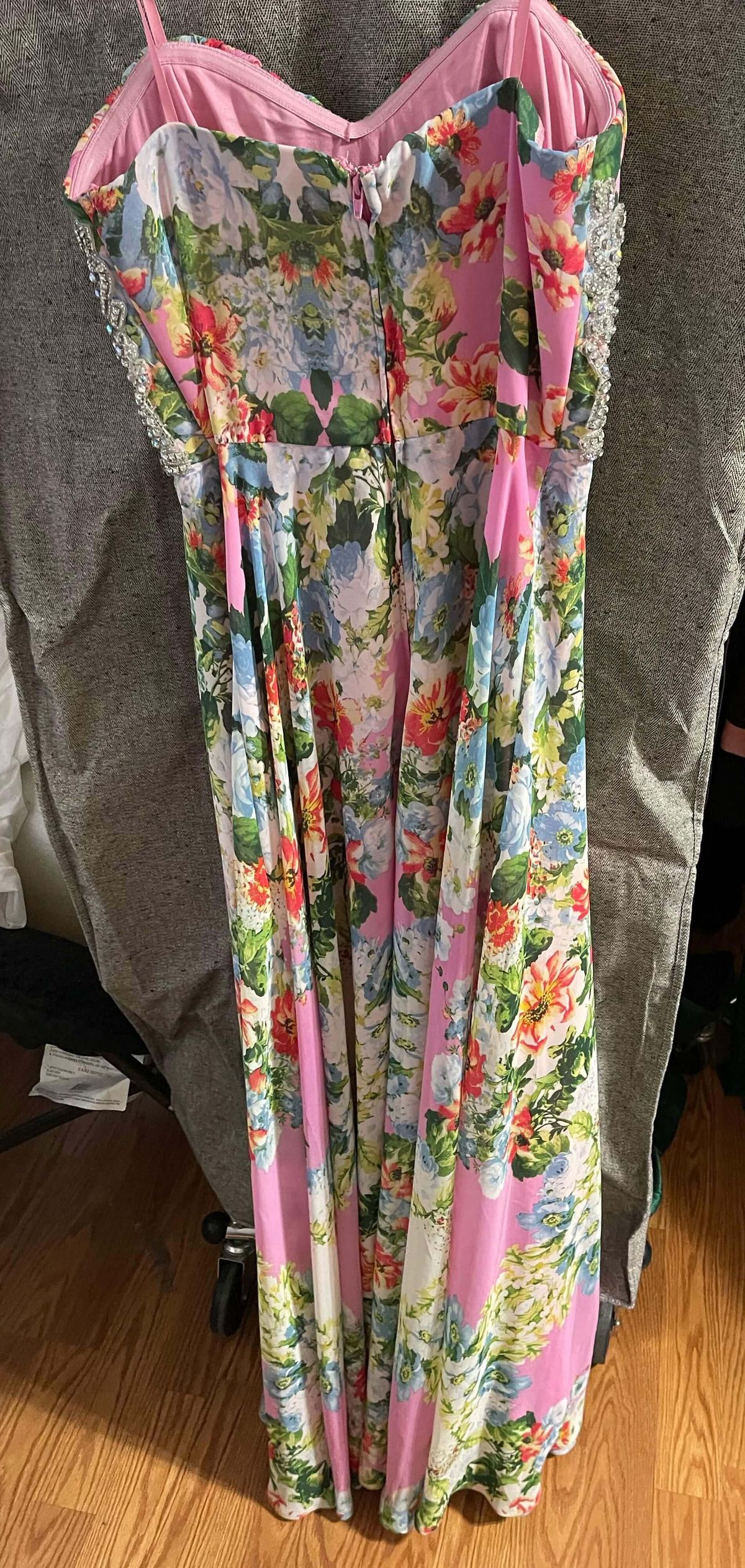 Size 8 Strapless Floral Multicolor A-line Dress on Queenly